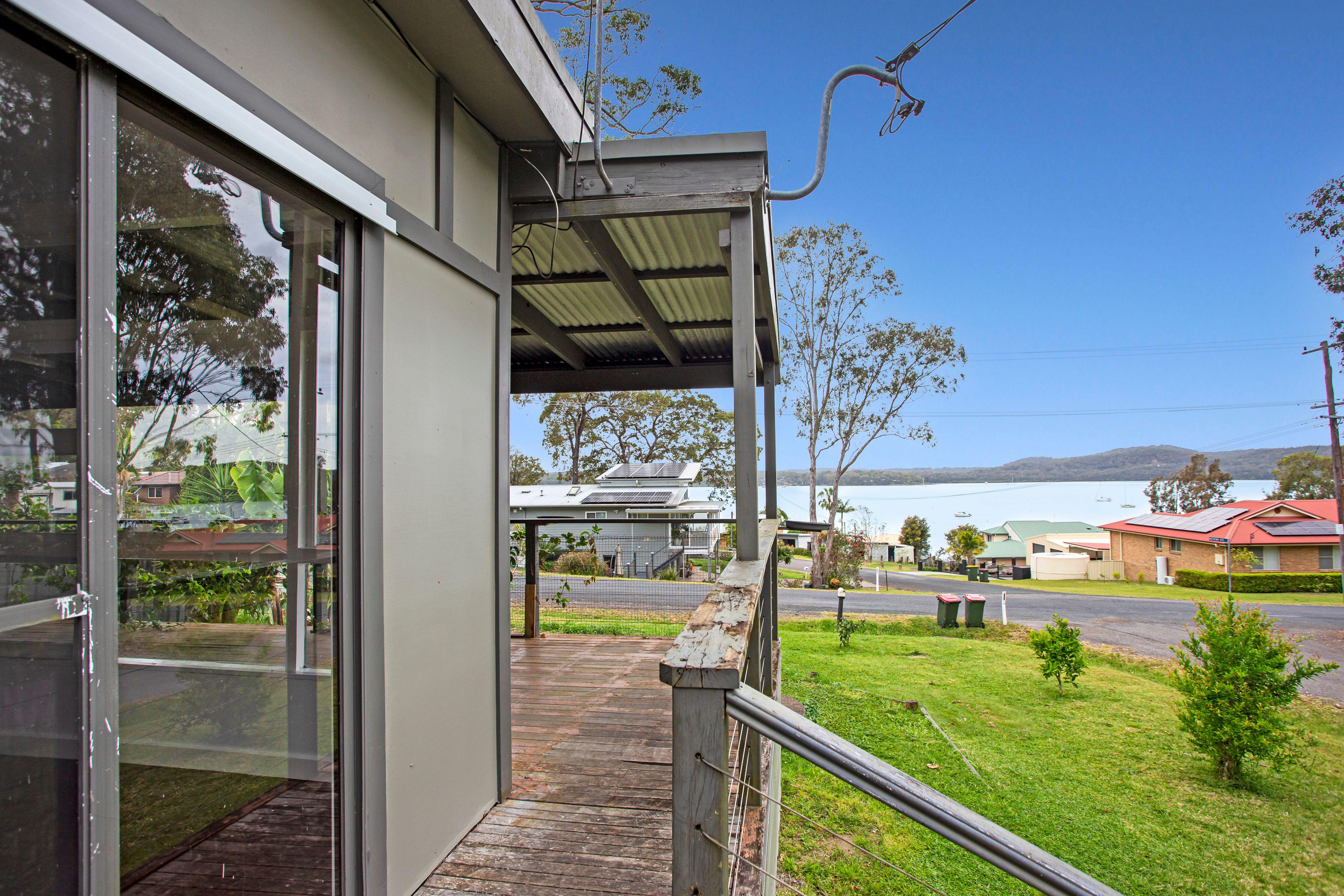 41 Eastslope Way North Arm Cove