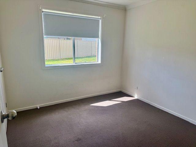 FOR LEASE: 4 Bedroom Home in a quiet court location