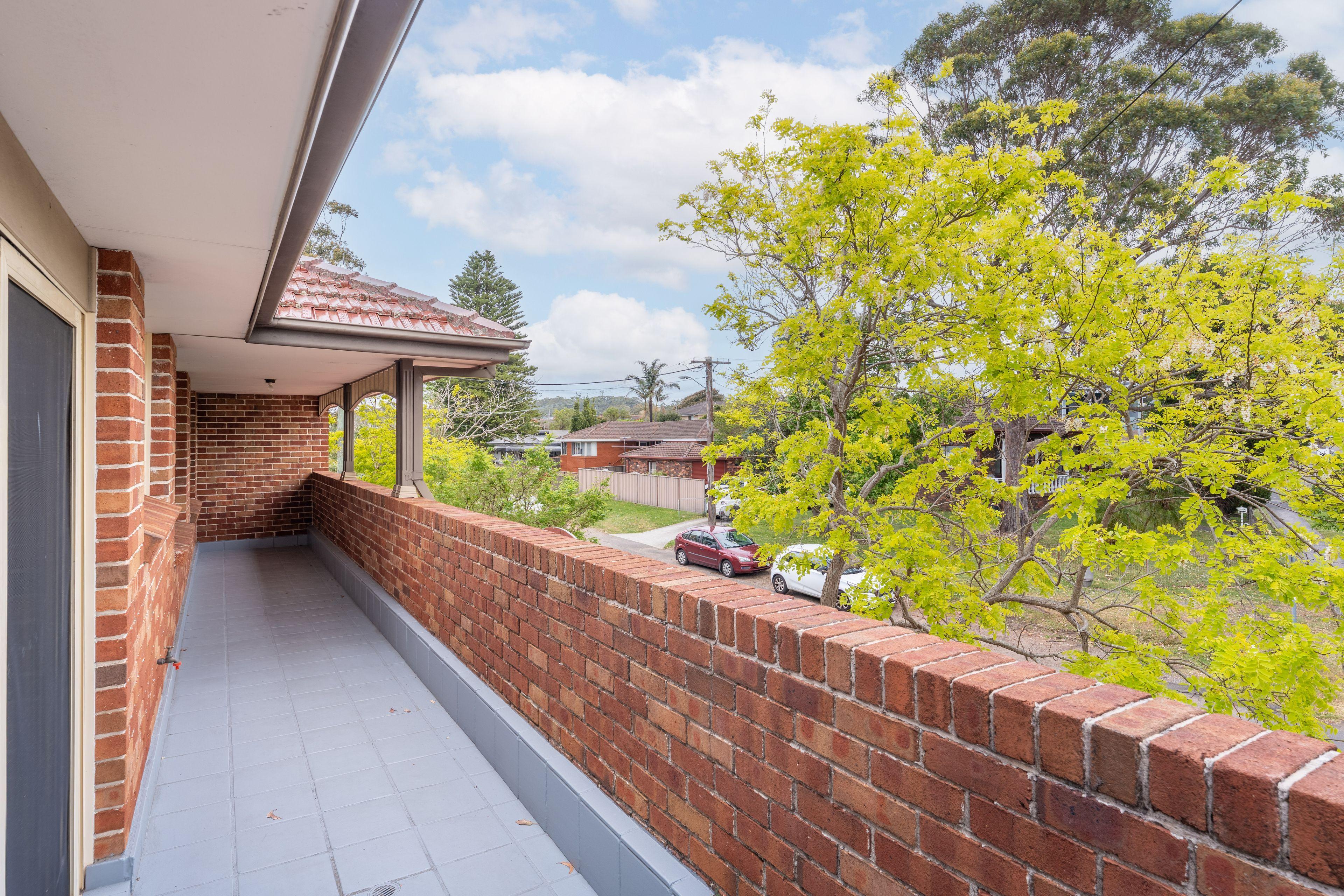 Prop-GPT: Unit: NSW Helensburgh, NSW 2508 Home For Rent