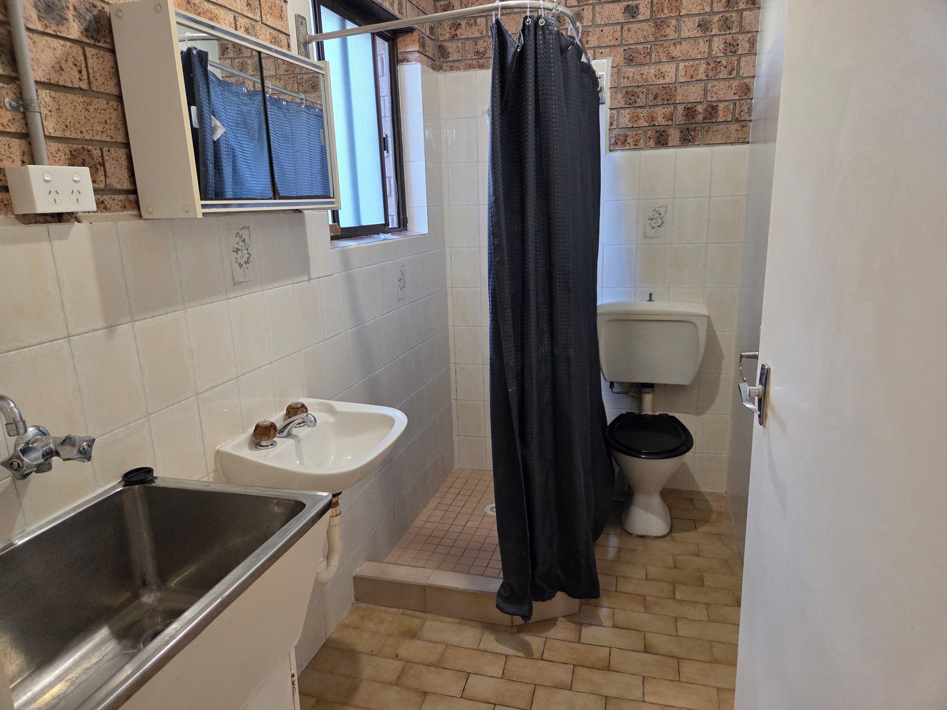 Cozy Unit Close to the Beach