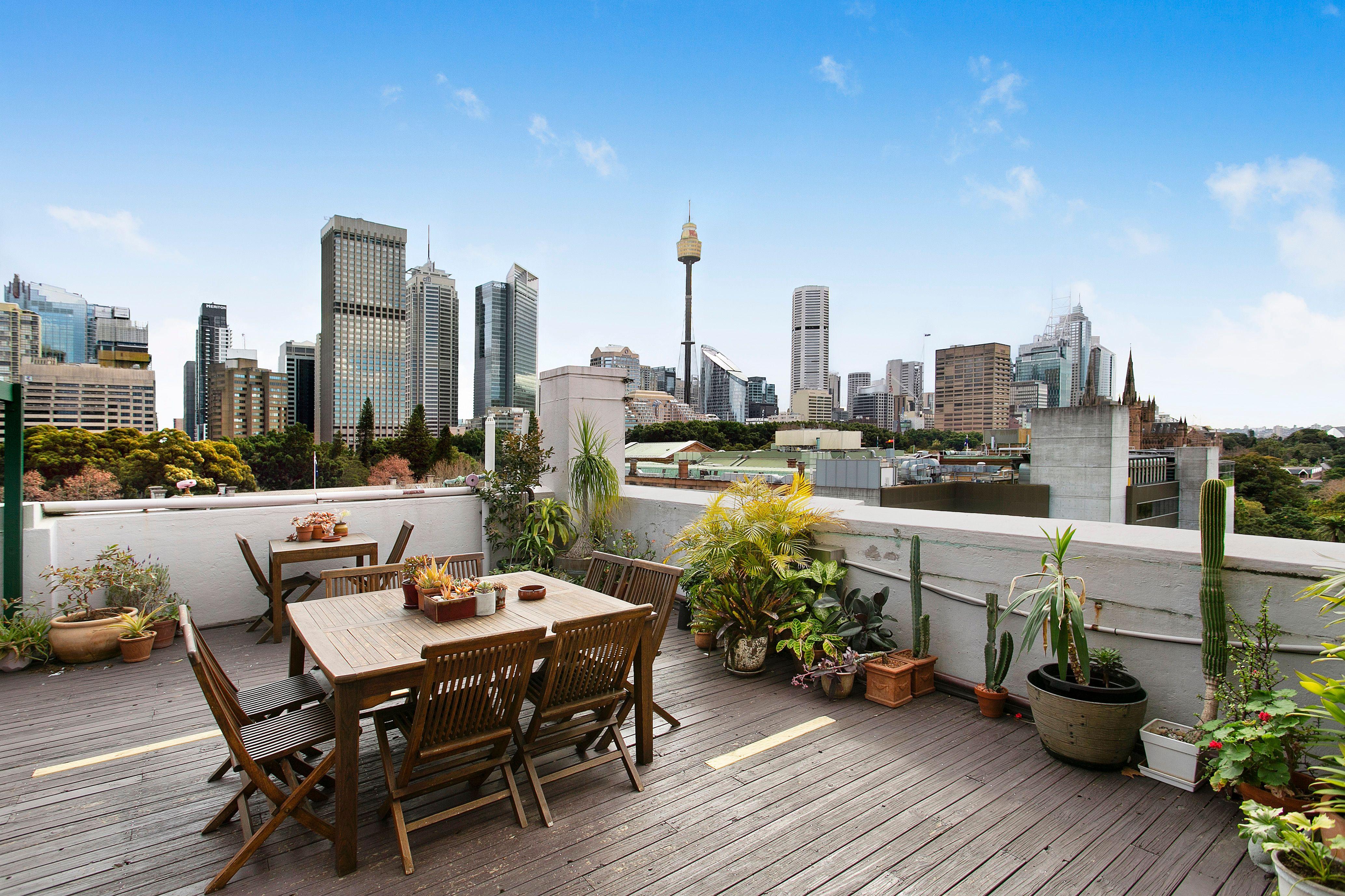 The Ultimate in Lifestyle Convenience - Partly Furnished