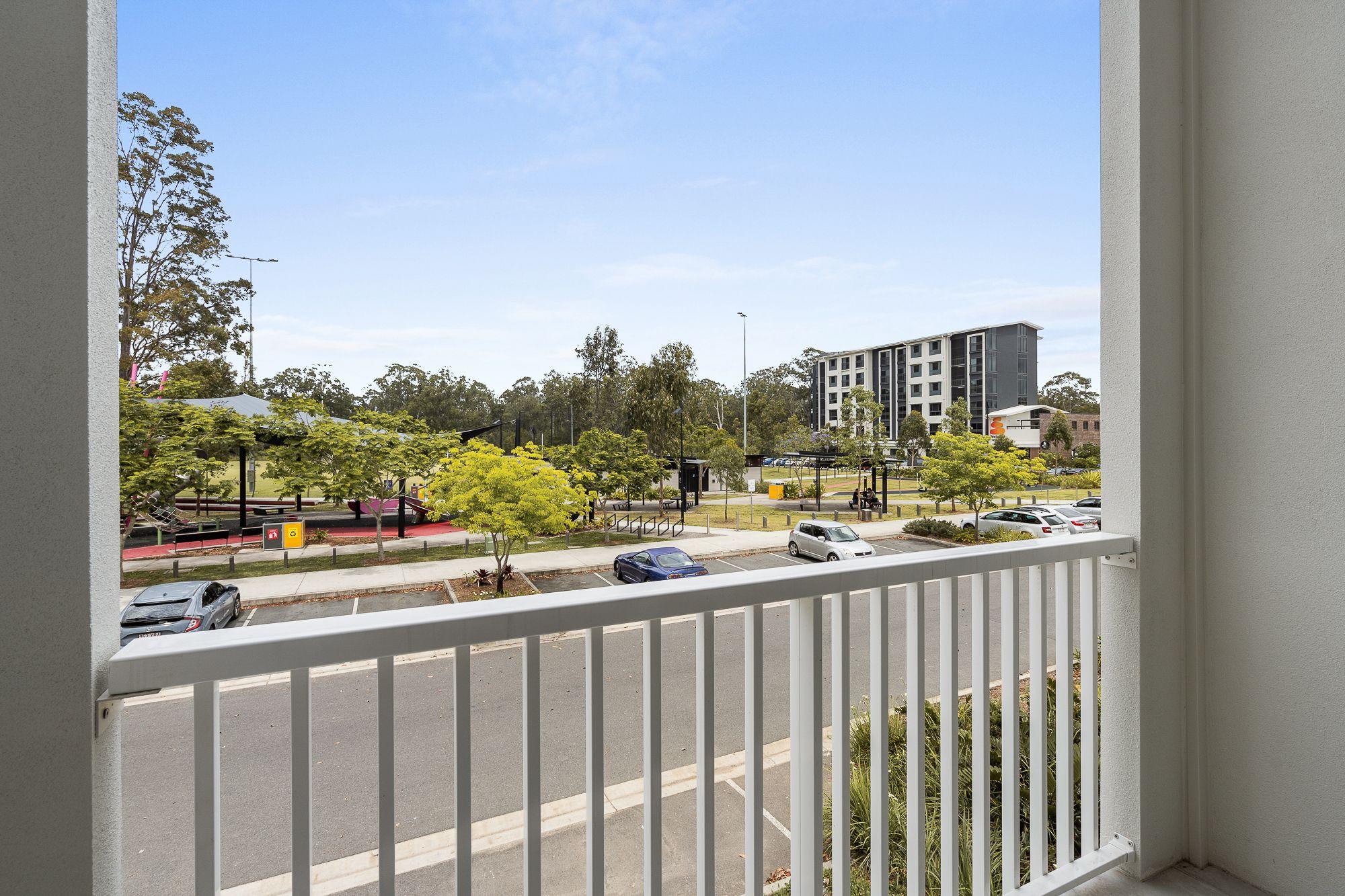 Modern Two Bedroom Townhouse!