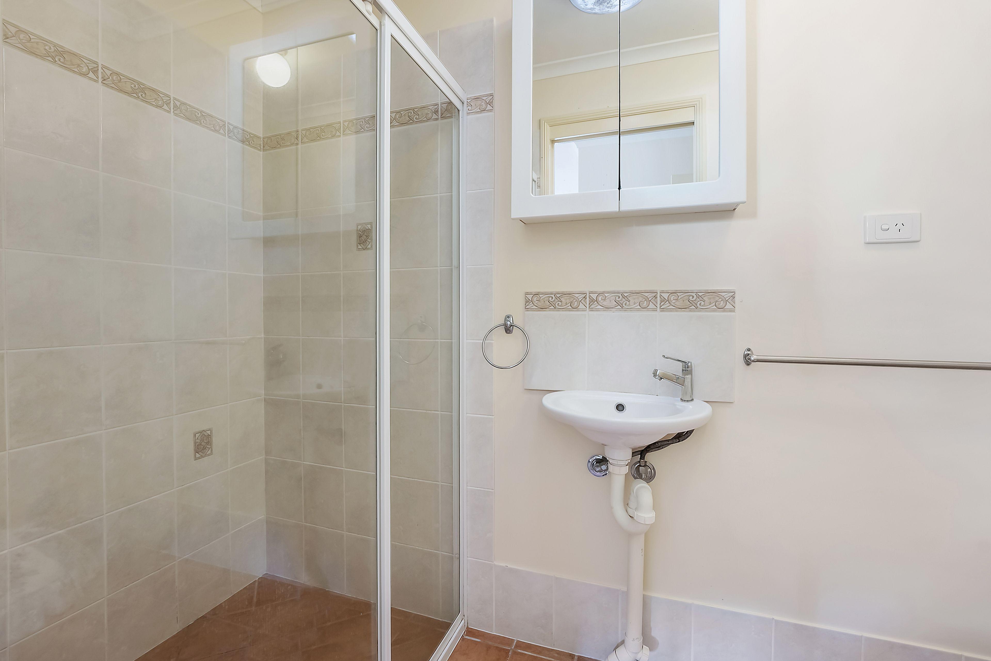 Central Redcliffe Unit!