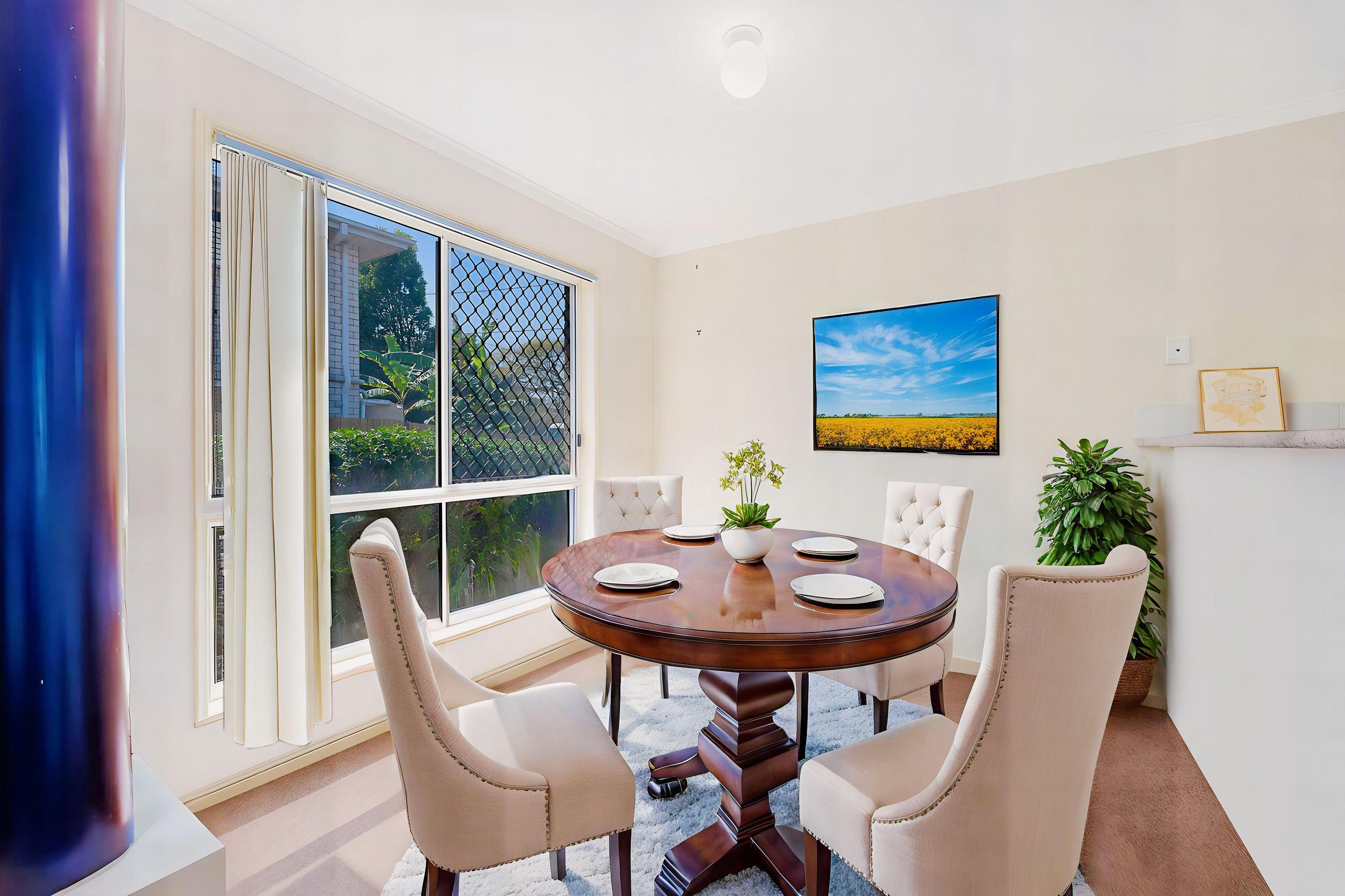 Central Redcliffe Unit!