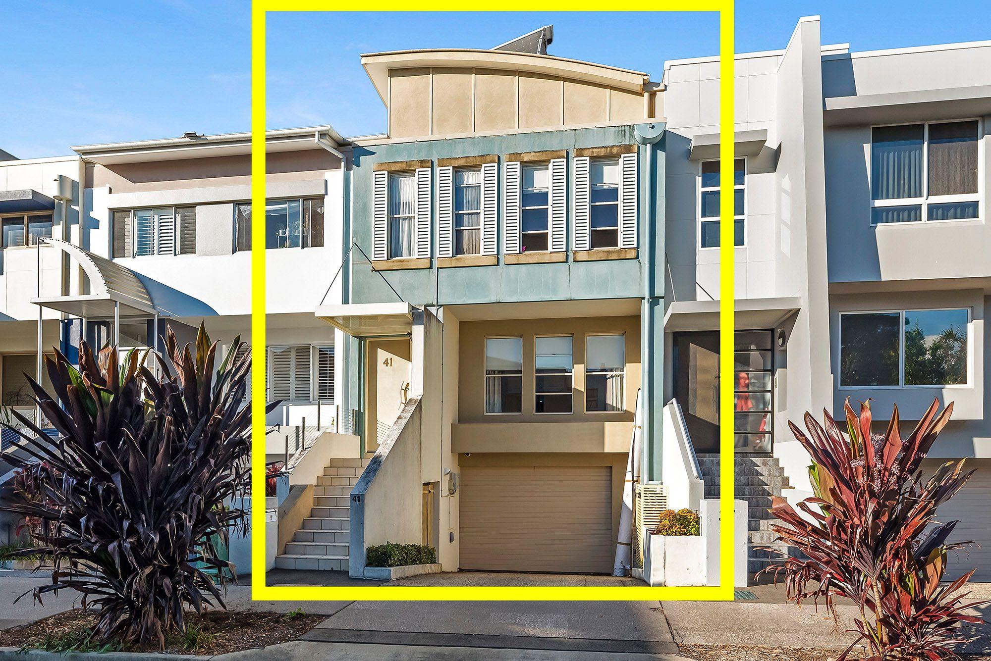 WATERFRONT PROPERTY IN VARSITY CBD