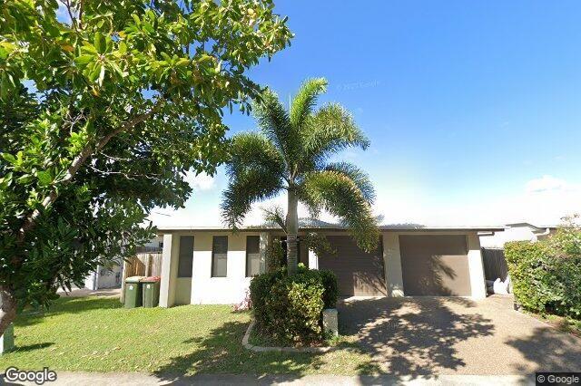 Prop-GPT: Studio: QLD Oonoonba, QLD 4811 Home For Rent