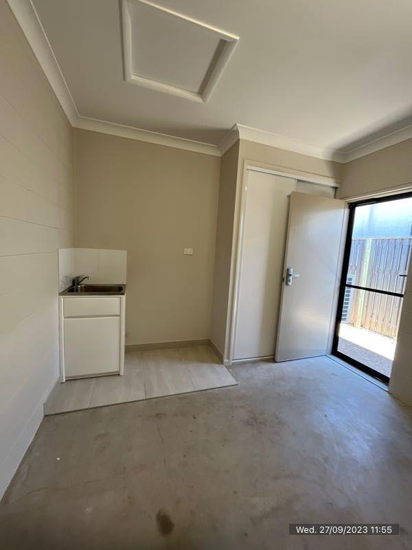 STUDIO UNIT IN THE VILLAGE - OONOONBA