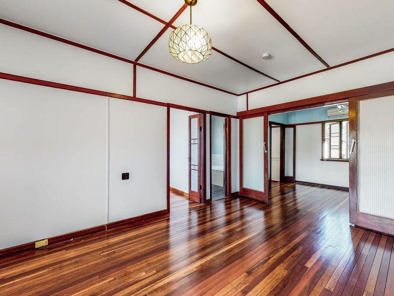 Tidy, Low Maintenance Cottage