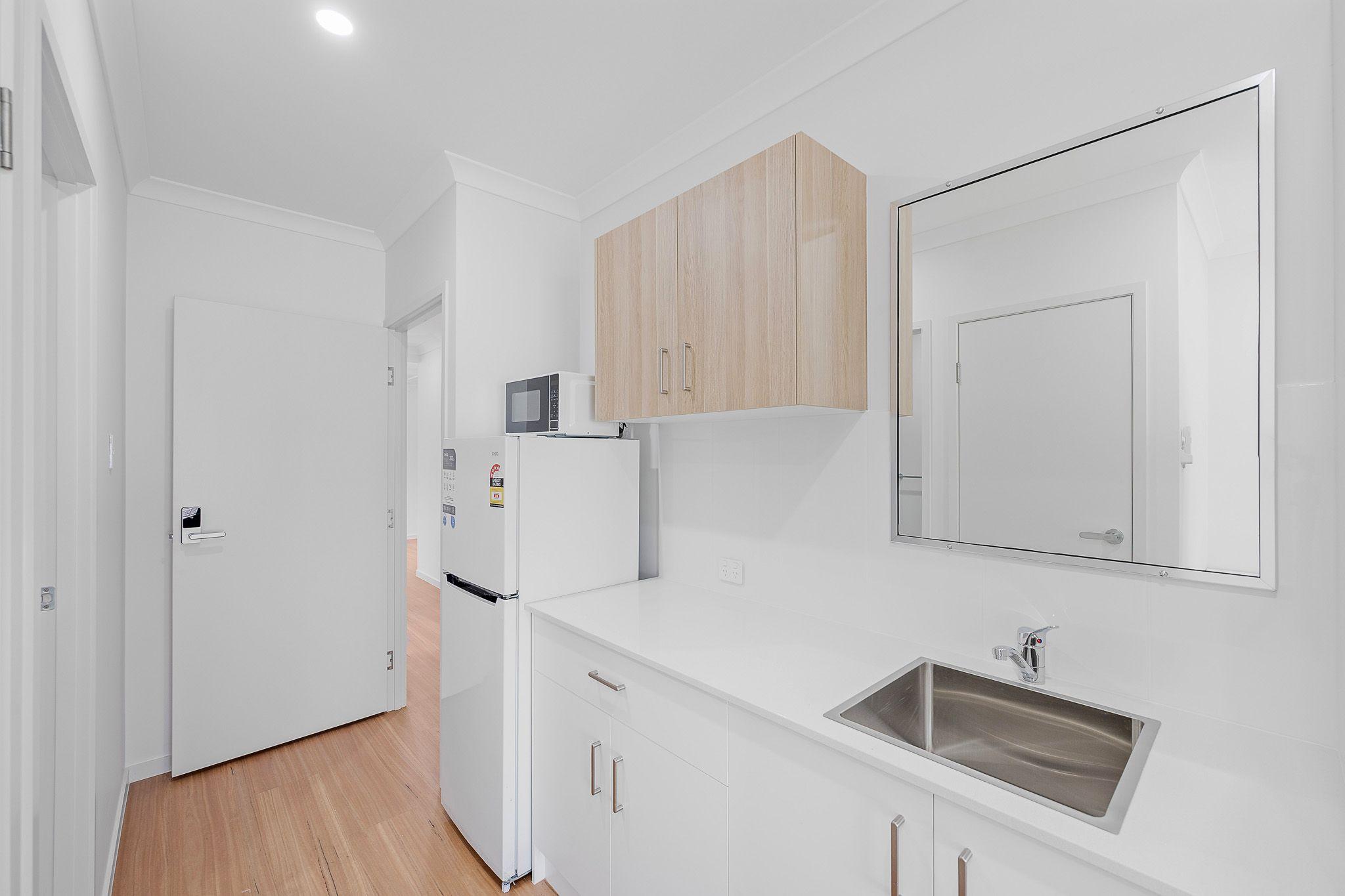 NO UTILITY BILL? NO WORRIES! ALL-INCLUSIVE STUDIO APARTMENTS IN THE HEART OF WEST GLADSTONE