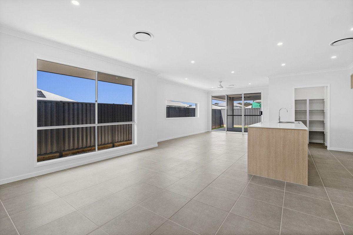 52 Currawong Circuit, Worongary, QLD 4213 - House for Rent - harcourts.net