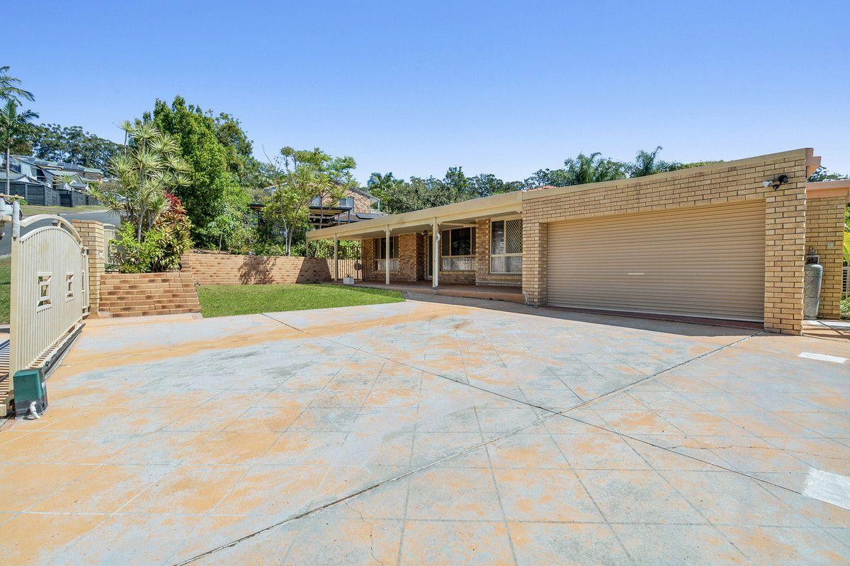 3 Robinson Place, Currumbin Waters, QLD 4223 - House for Rent - harcourts.net