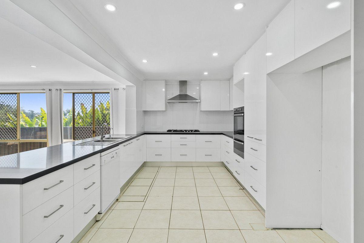 3 Robinson Place, Currumbin Waters, QLD 4223 - House for Rent - harcourts.net