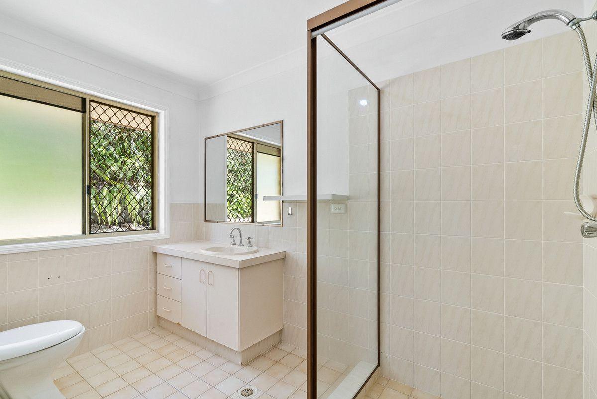 3 Robinson Place, Currumbin Waters, QLD 4223 - House for Rent - harcourts.net