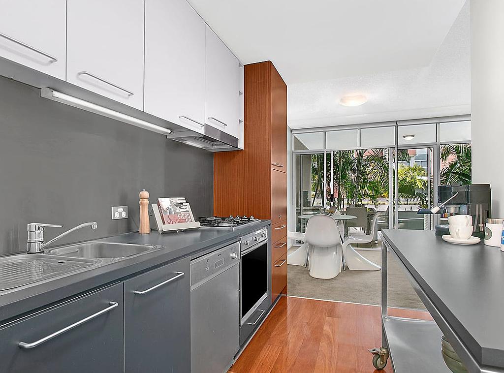 2/18 Ferry Lane, BULIMBA, QLD 4171 - Unit for Rent - harcourts.net