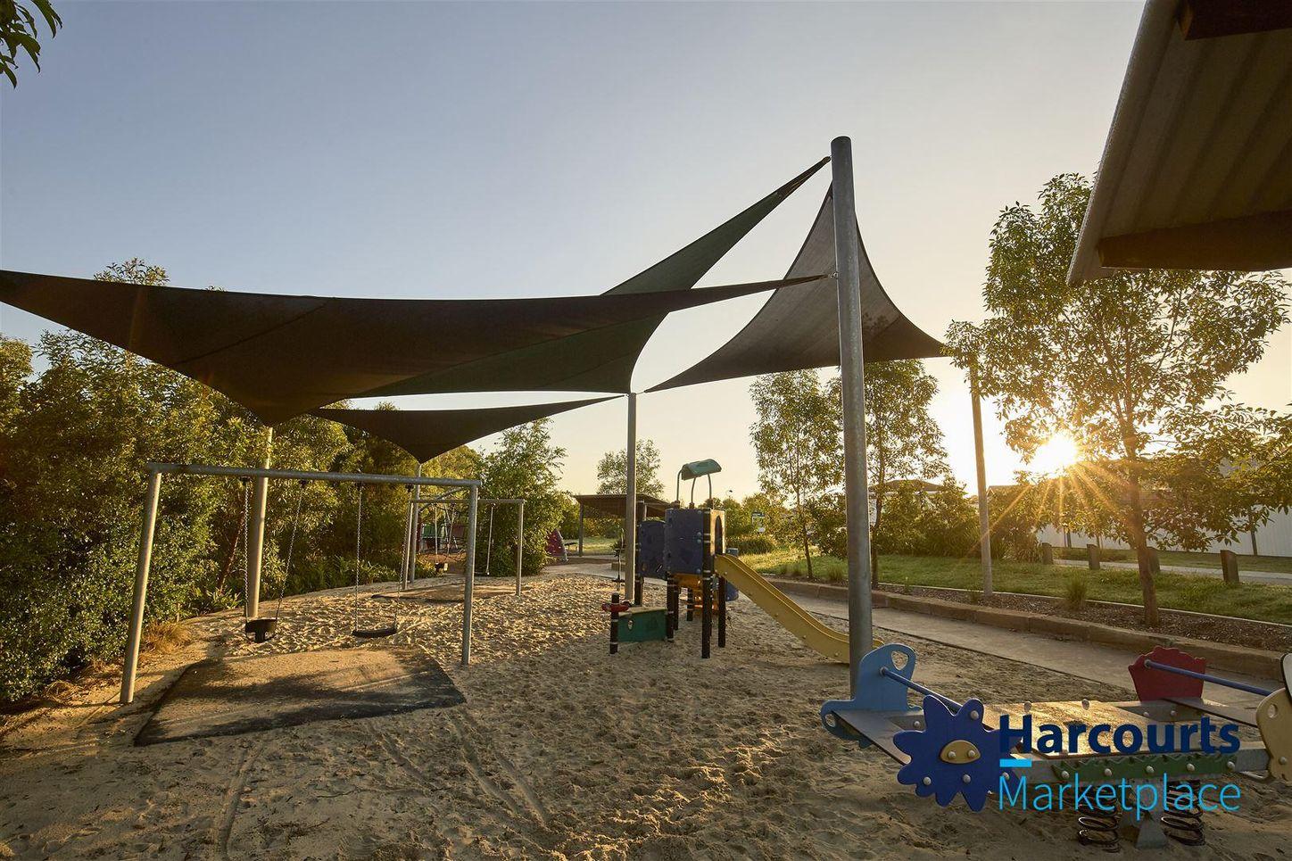 35 Woodgate Street, OXLEY, QLD 4075 - House for Rent - harcourts.net