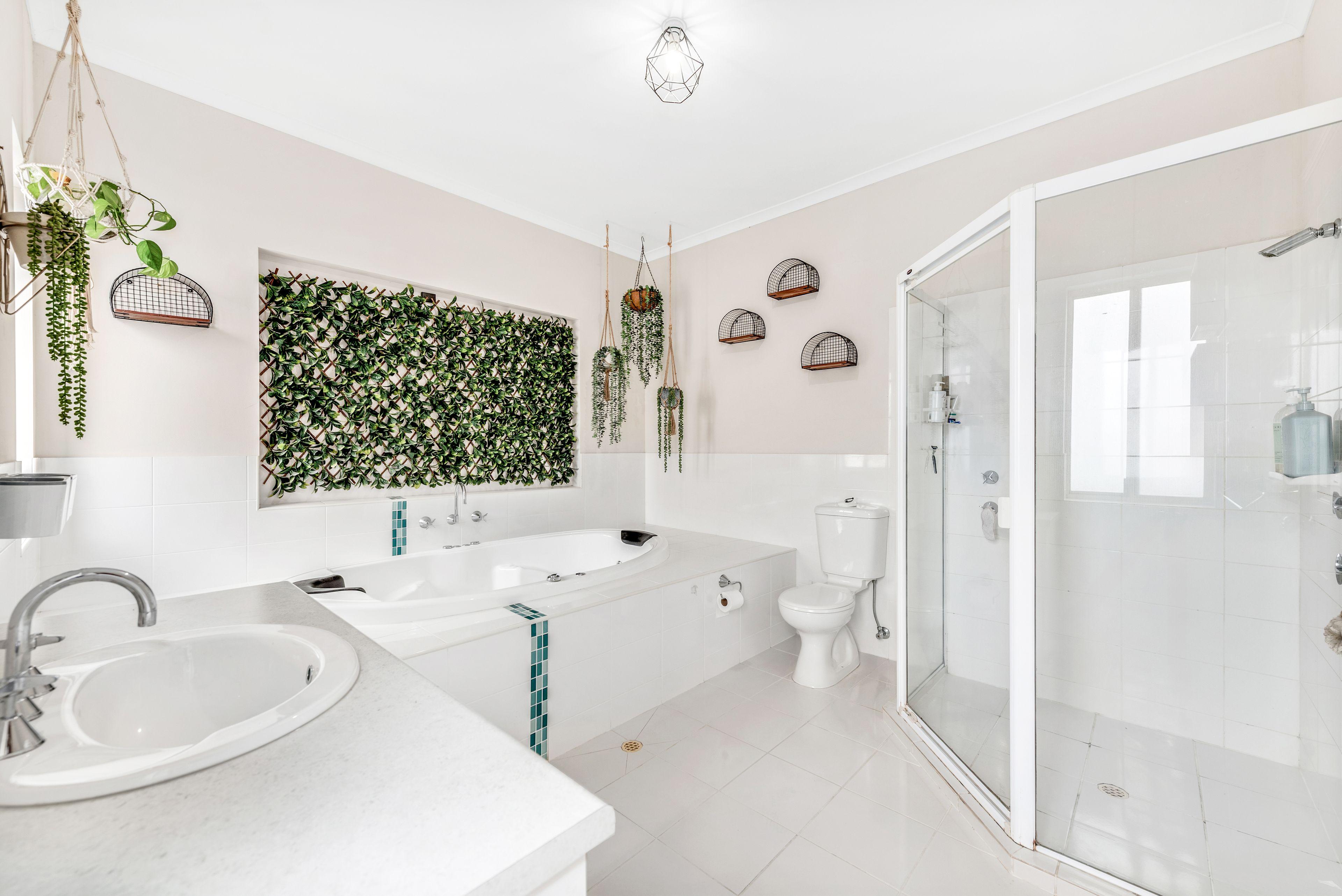 The dream 4 bedroom home with solar!