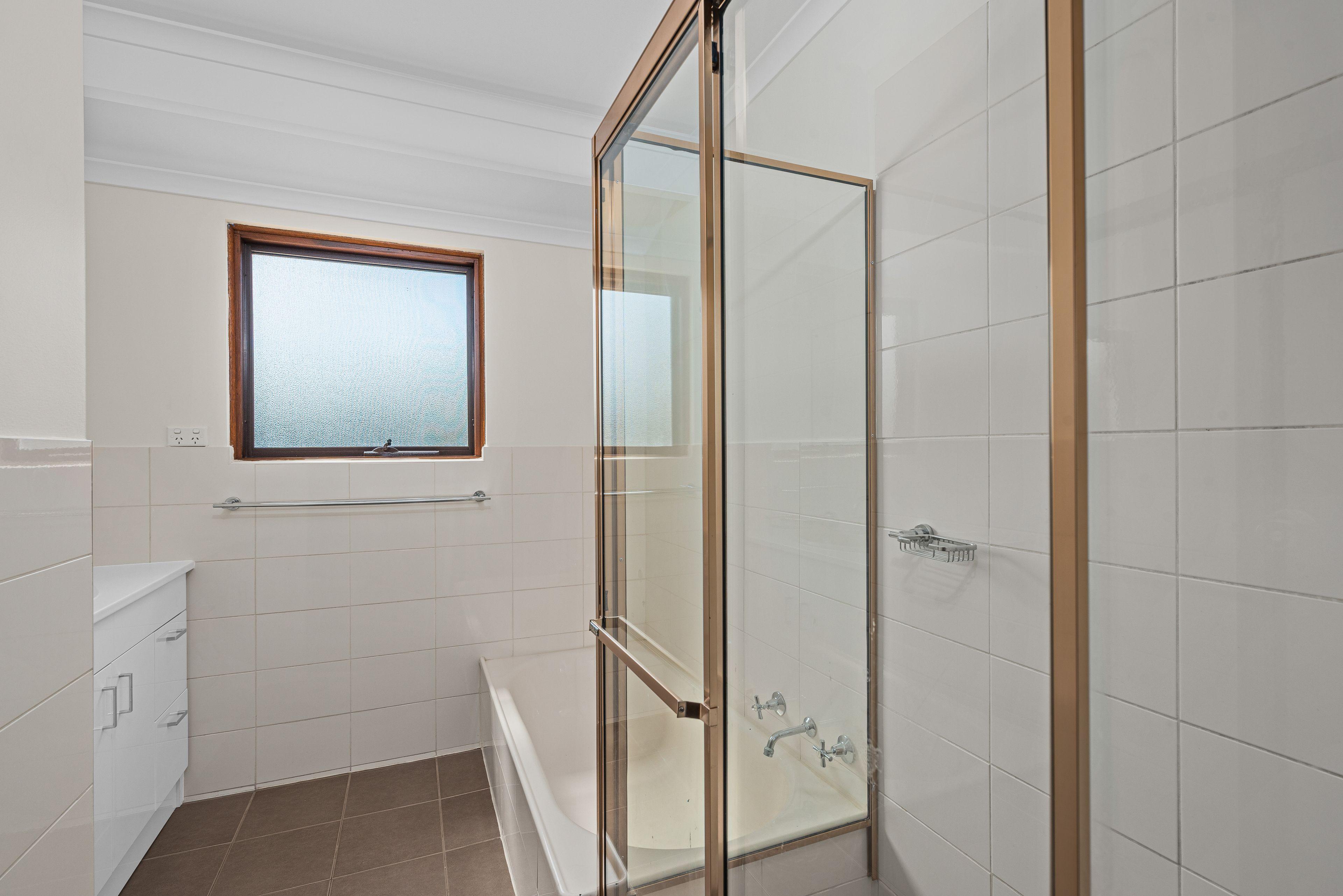 Spacious family home in great location!