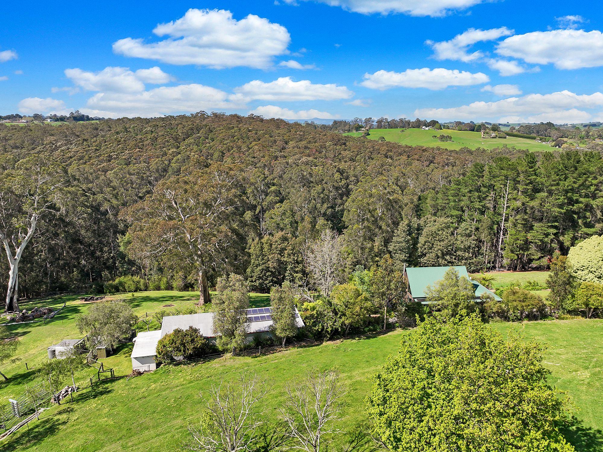 The Ultimate Bushland Retreat in Rokeby- Just 90 Minutes from Melbourne