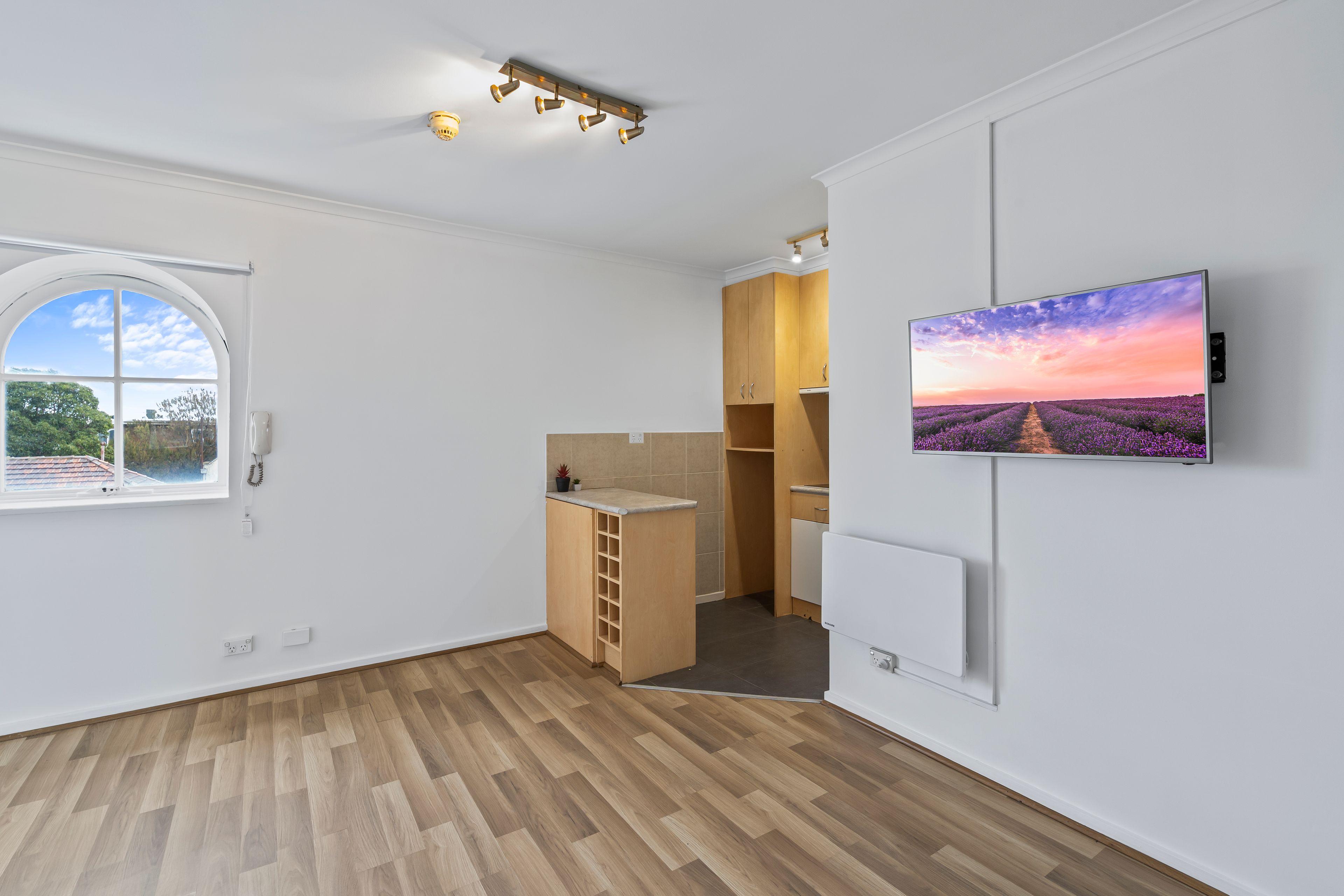 Well positioned in St Kilda