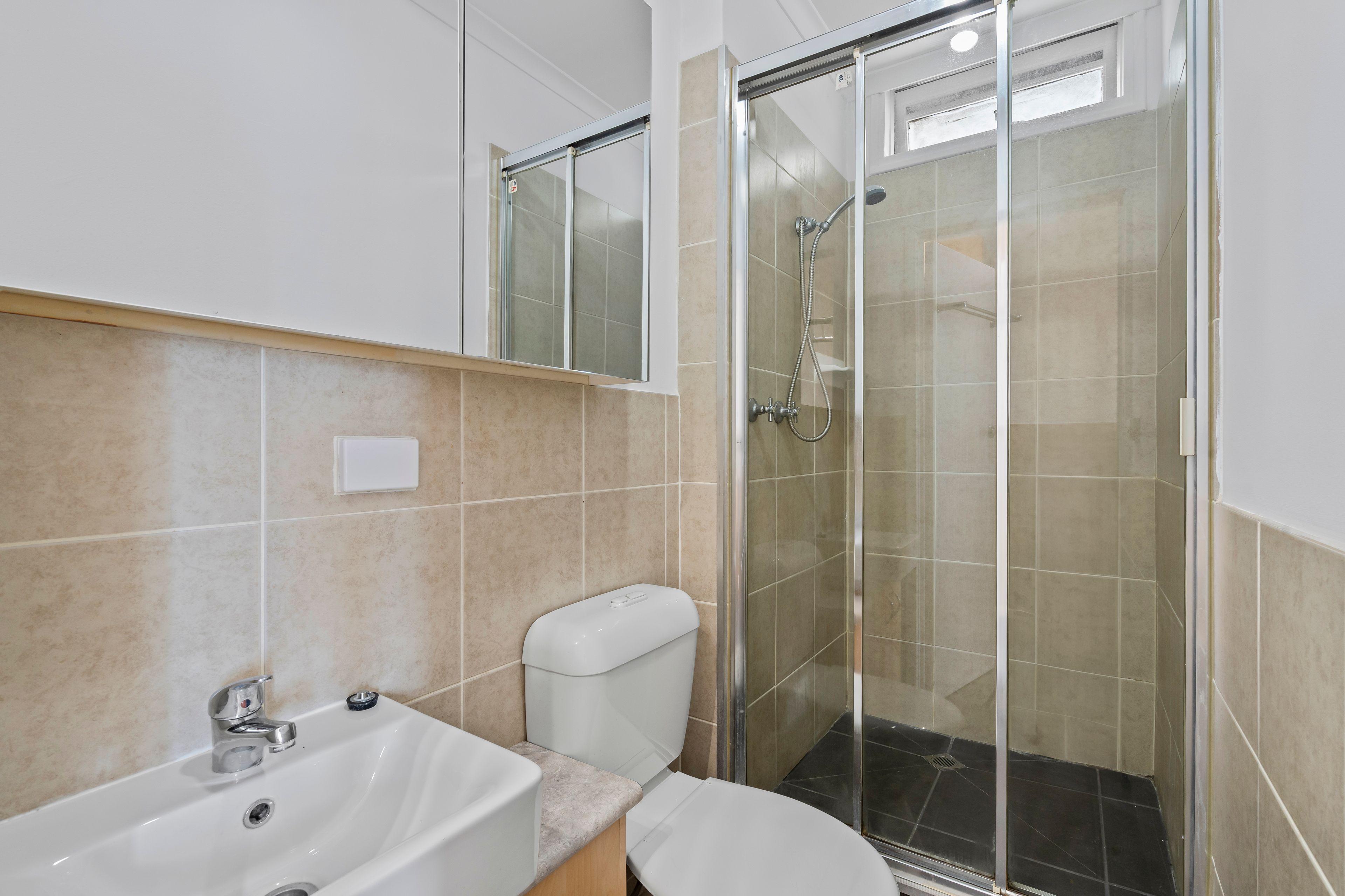 Well positioned in St Kilda