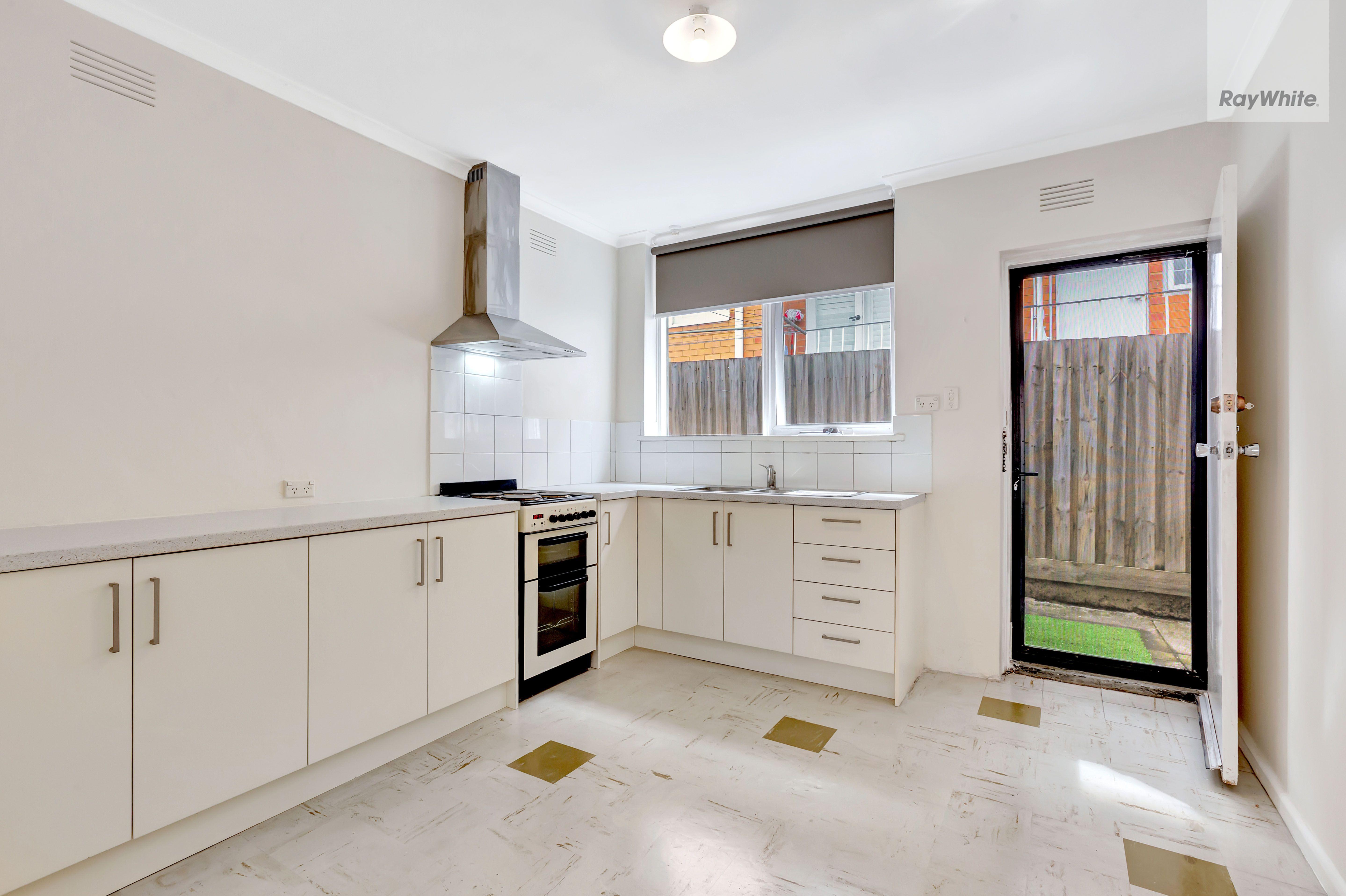 An Unit Apartment in Prime Brunswick West Location