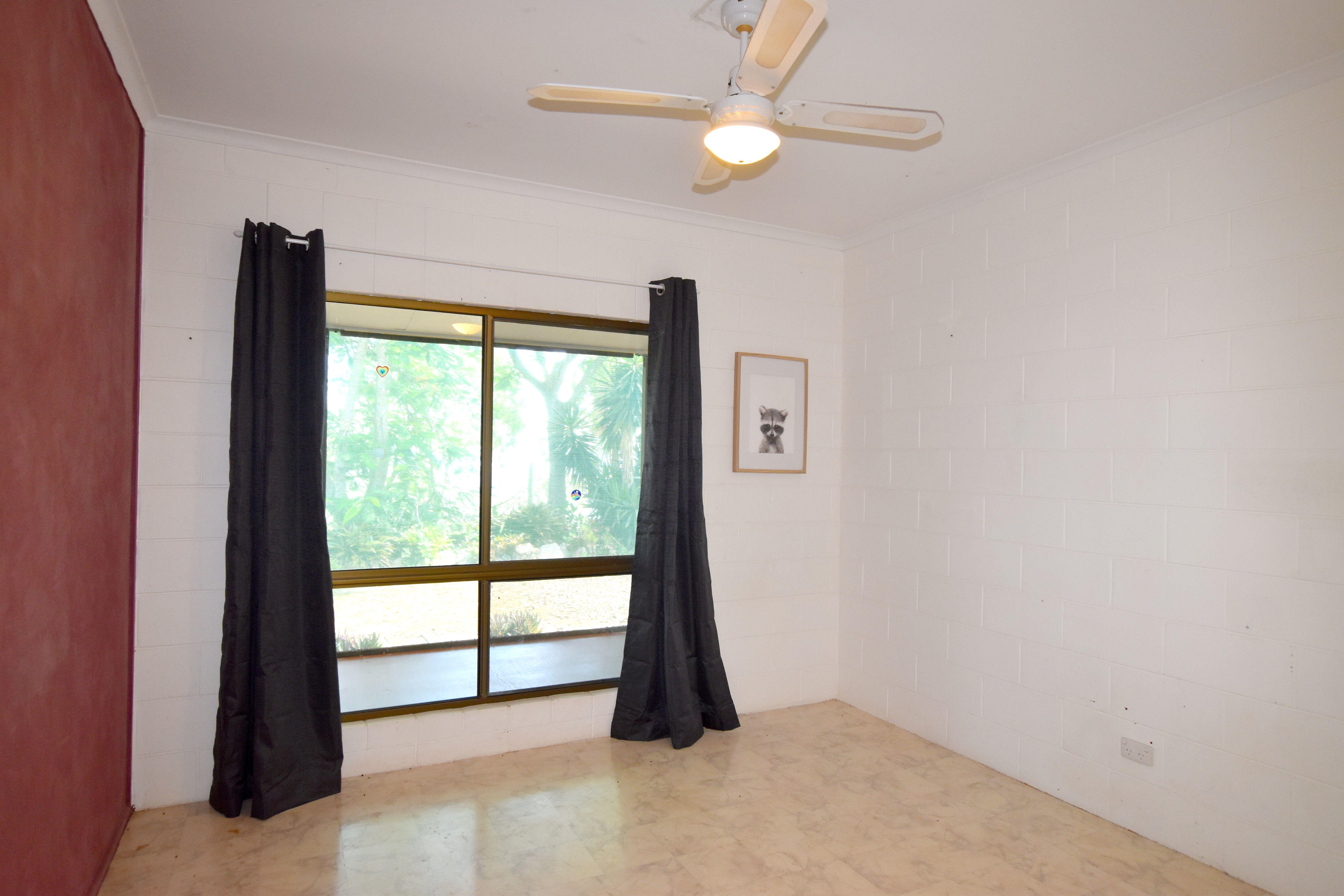 A UNIQUE RURAL PROPERTY, ONE OF A KIND WITH A BEAUTIFUL VIEW!