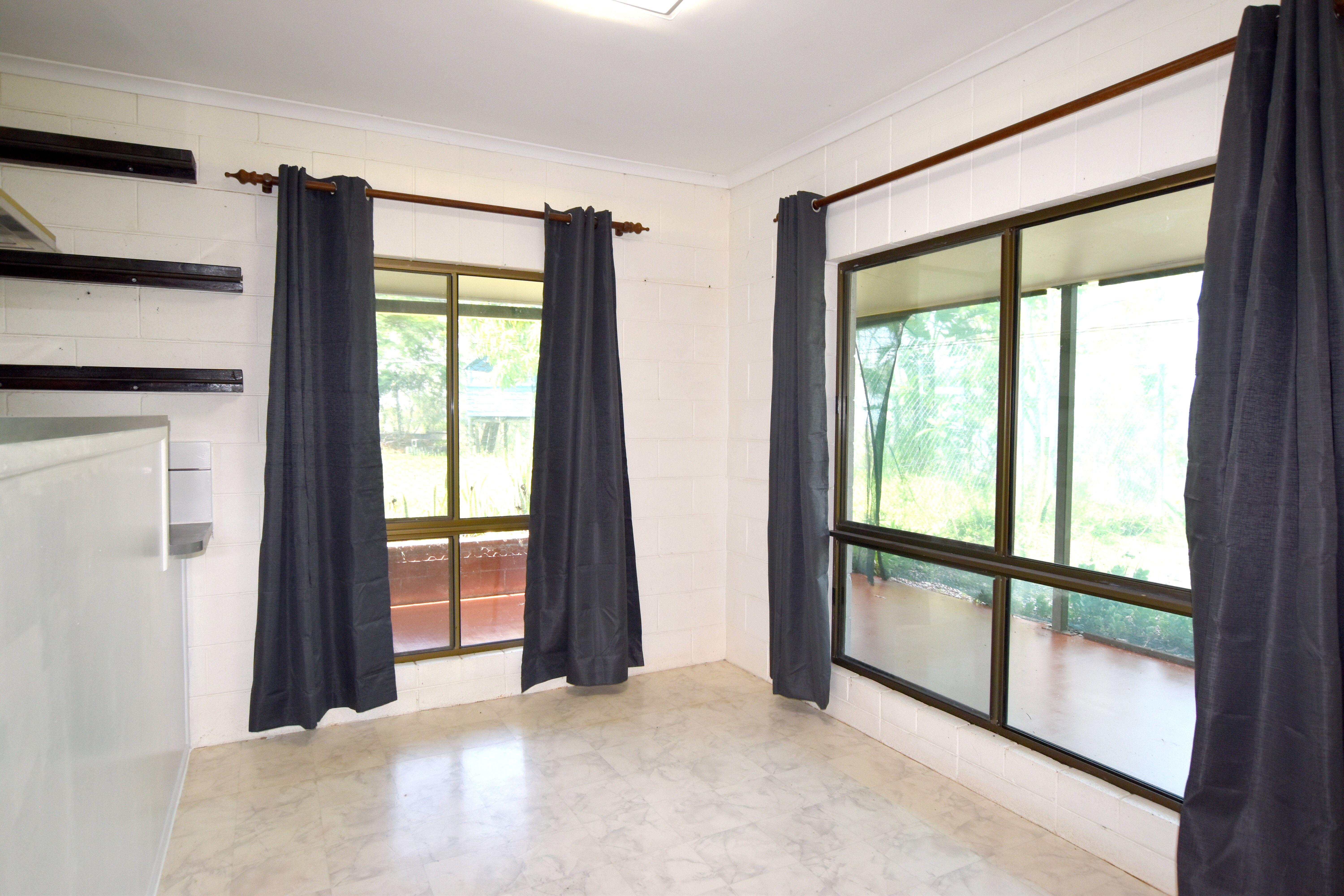 A UNIQUE RURAL PROPERTY, ONE OF A KIND WITH A BEAUTIFUL VIEW!