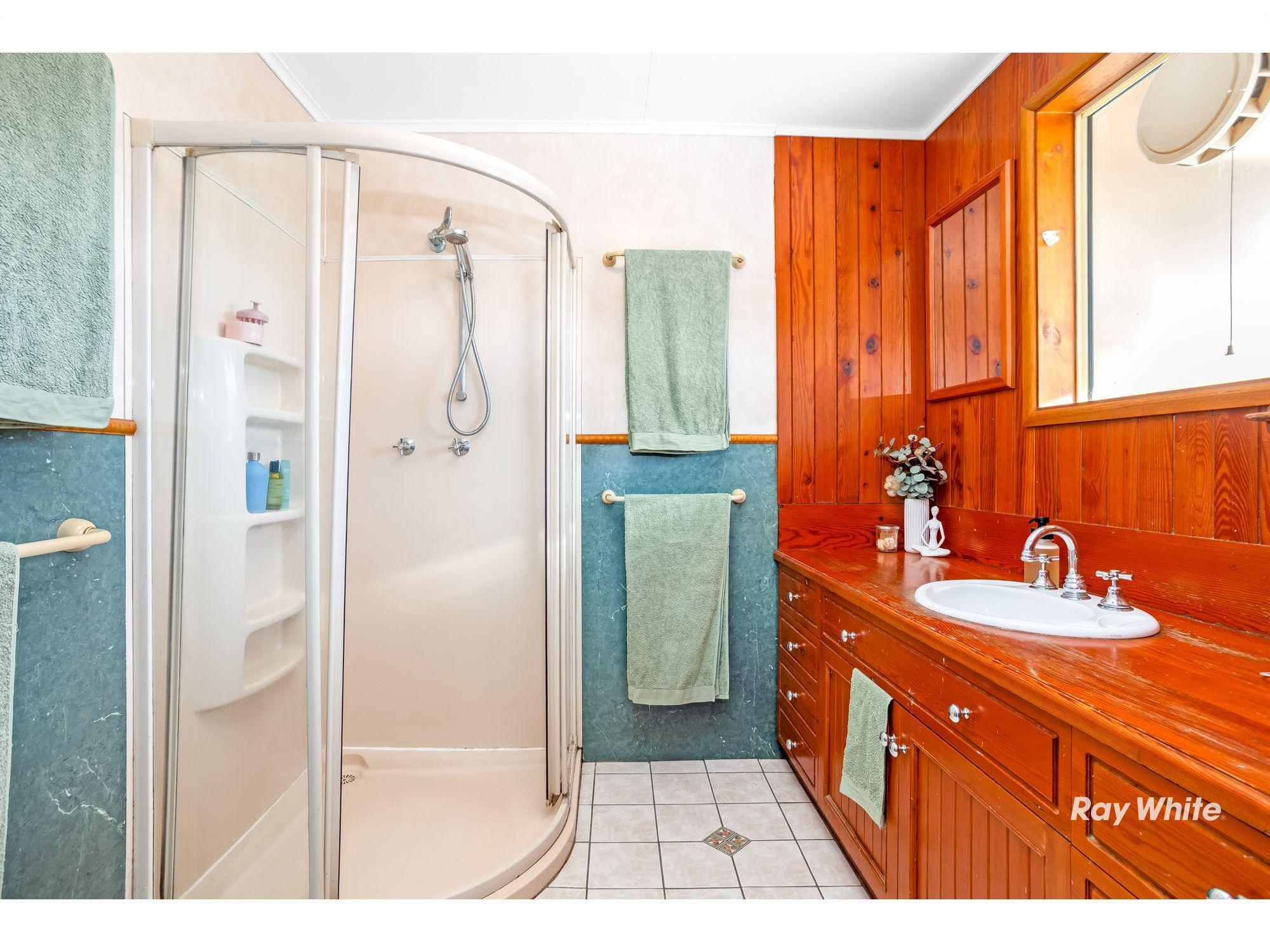 Your self sufficient family haven between the bush and the beach