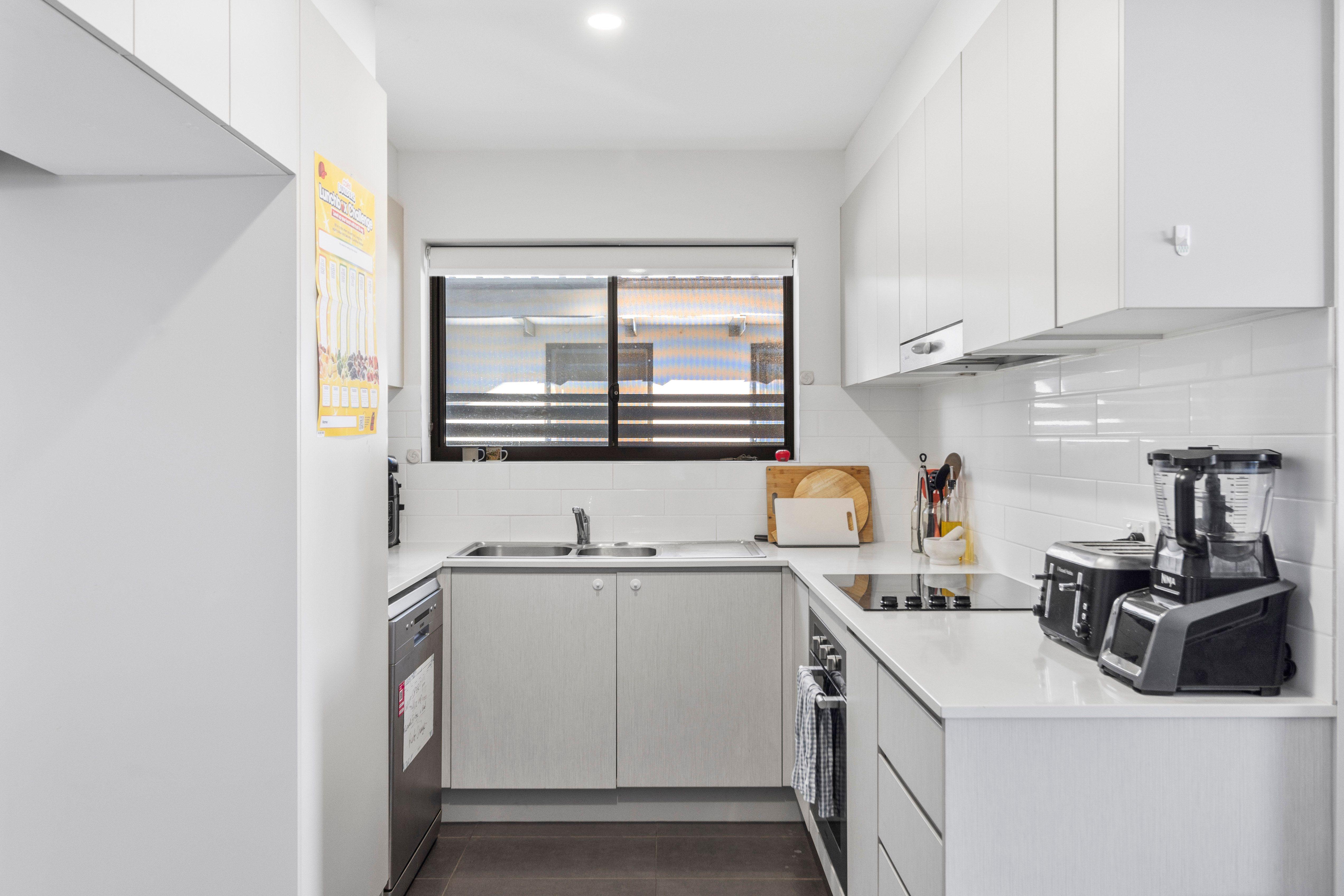 Modern living amongst Alderley hills