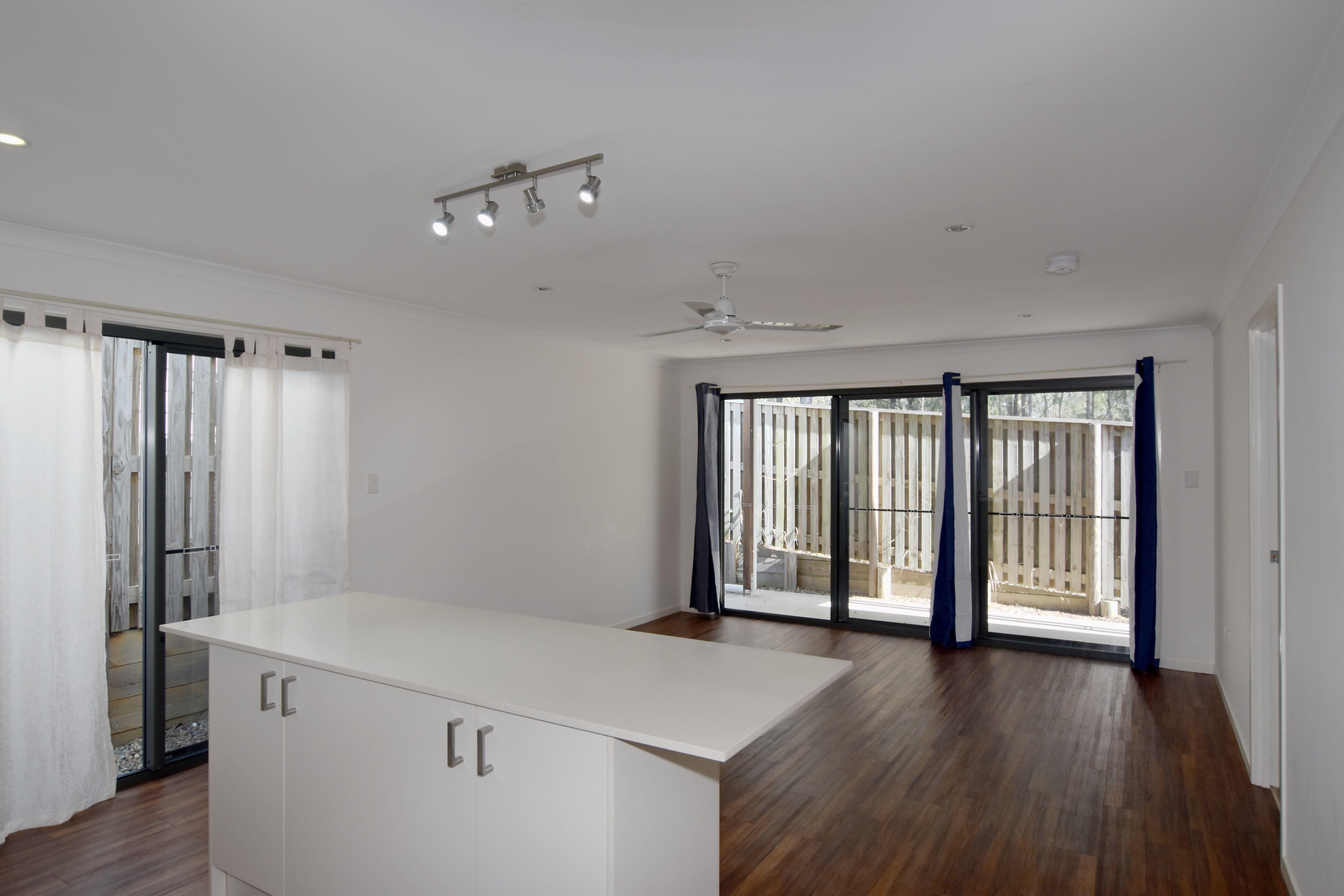 :: BREAK LEASE - MODERN TWO BEDROOM HILLCLOSE GEM!