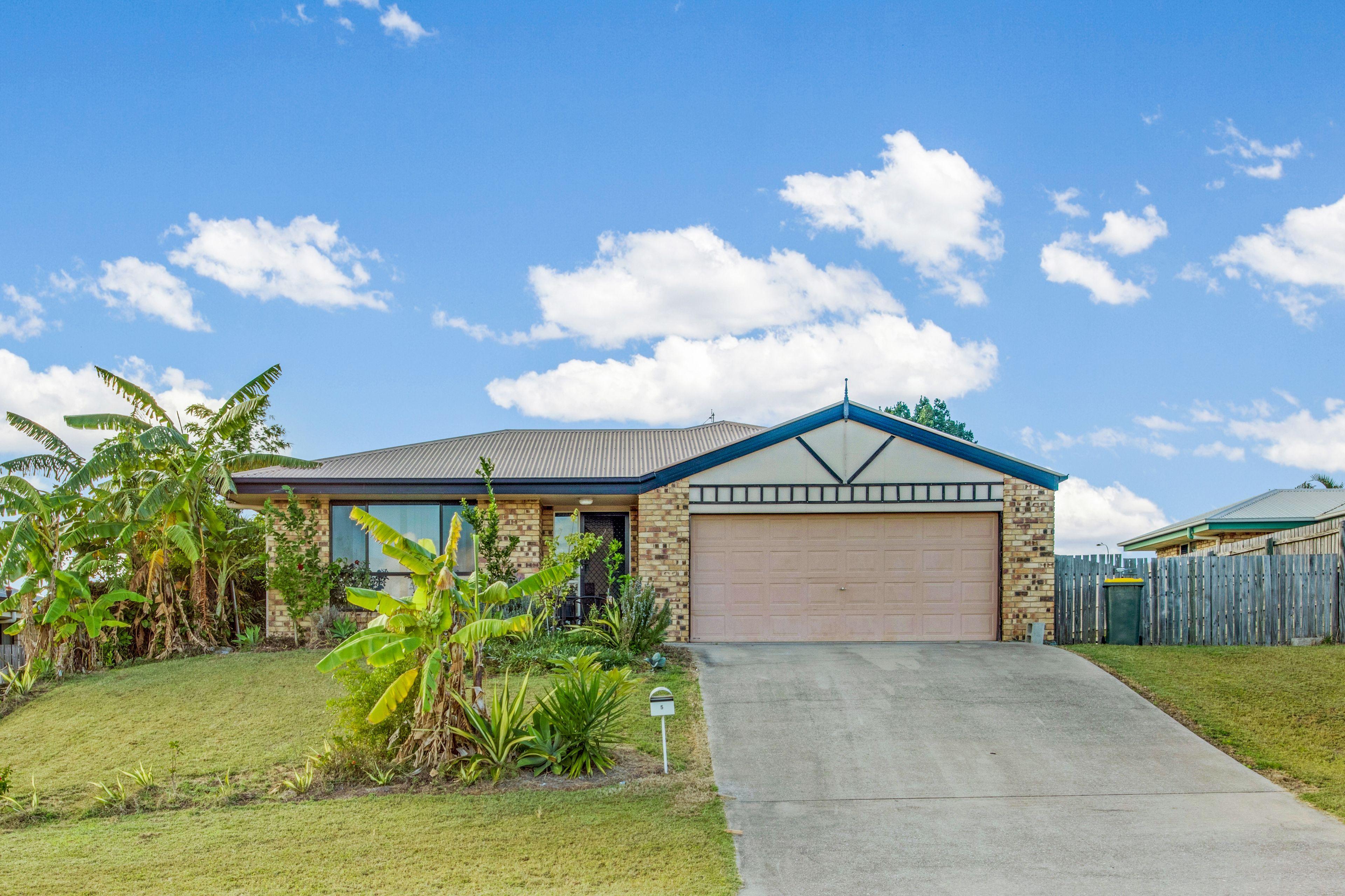 Prop-GPT: House: QLD Clinton, QLD 4680 THIS TIDY ENTRY LEVEL, LOW MAINTENANCE HOME WILL NOT DISAPPOINT!