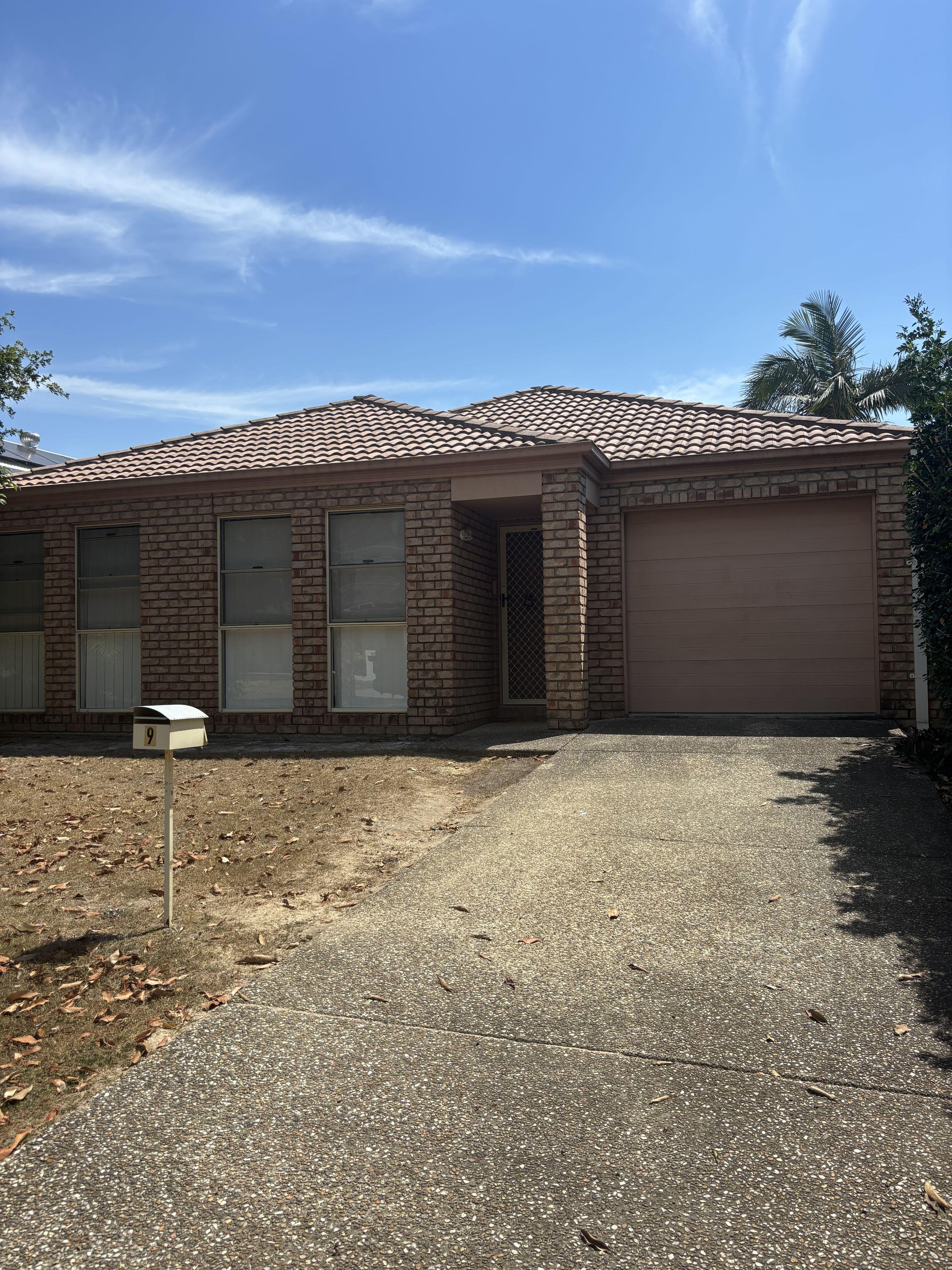 Prop-GPT: House: QLD North Lakes, QLD 4509 Freshly Updated & Ready to Move In