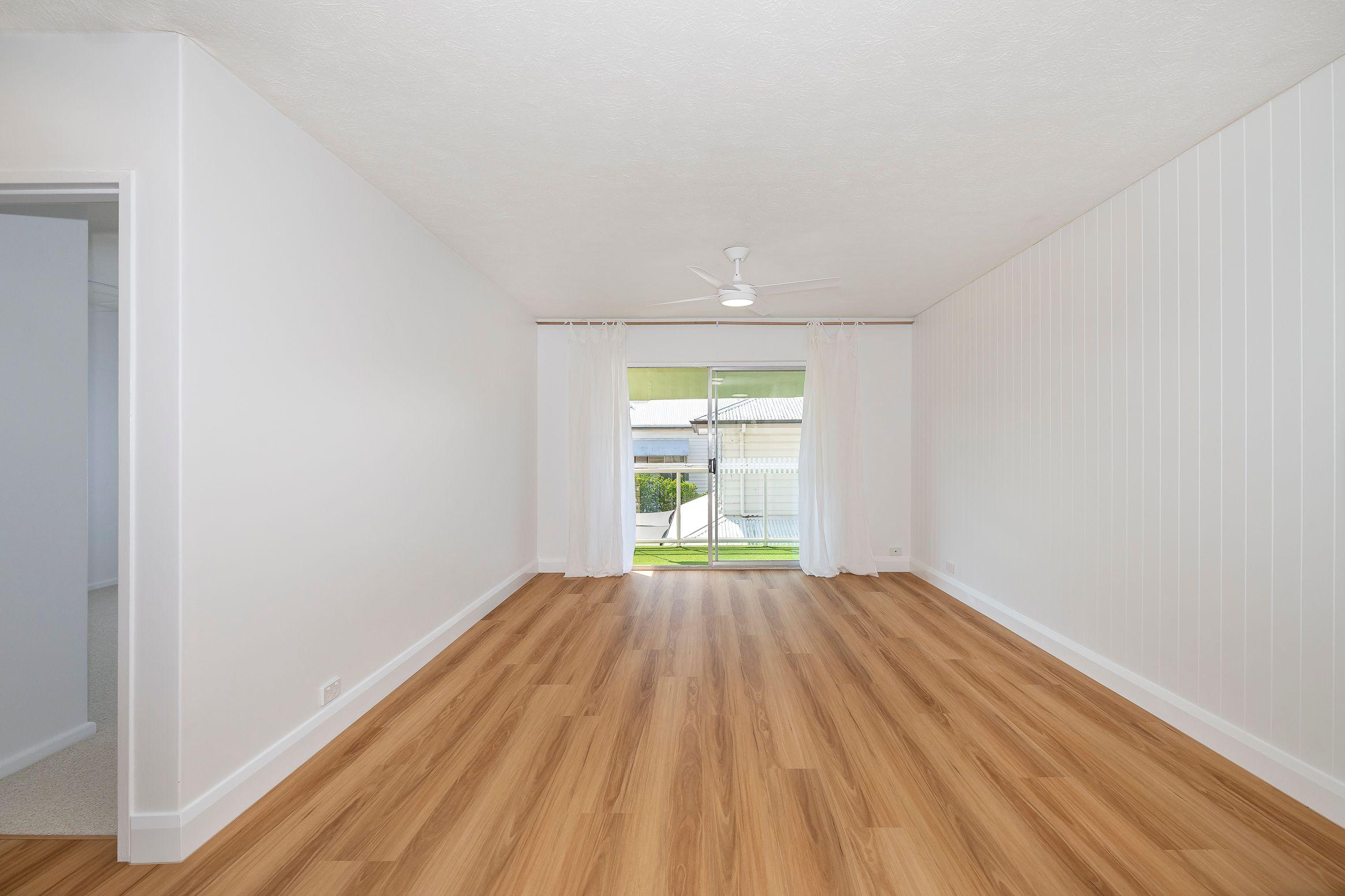 Stylish Unit in Prime Clayfield Location