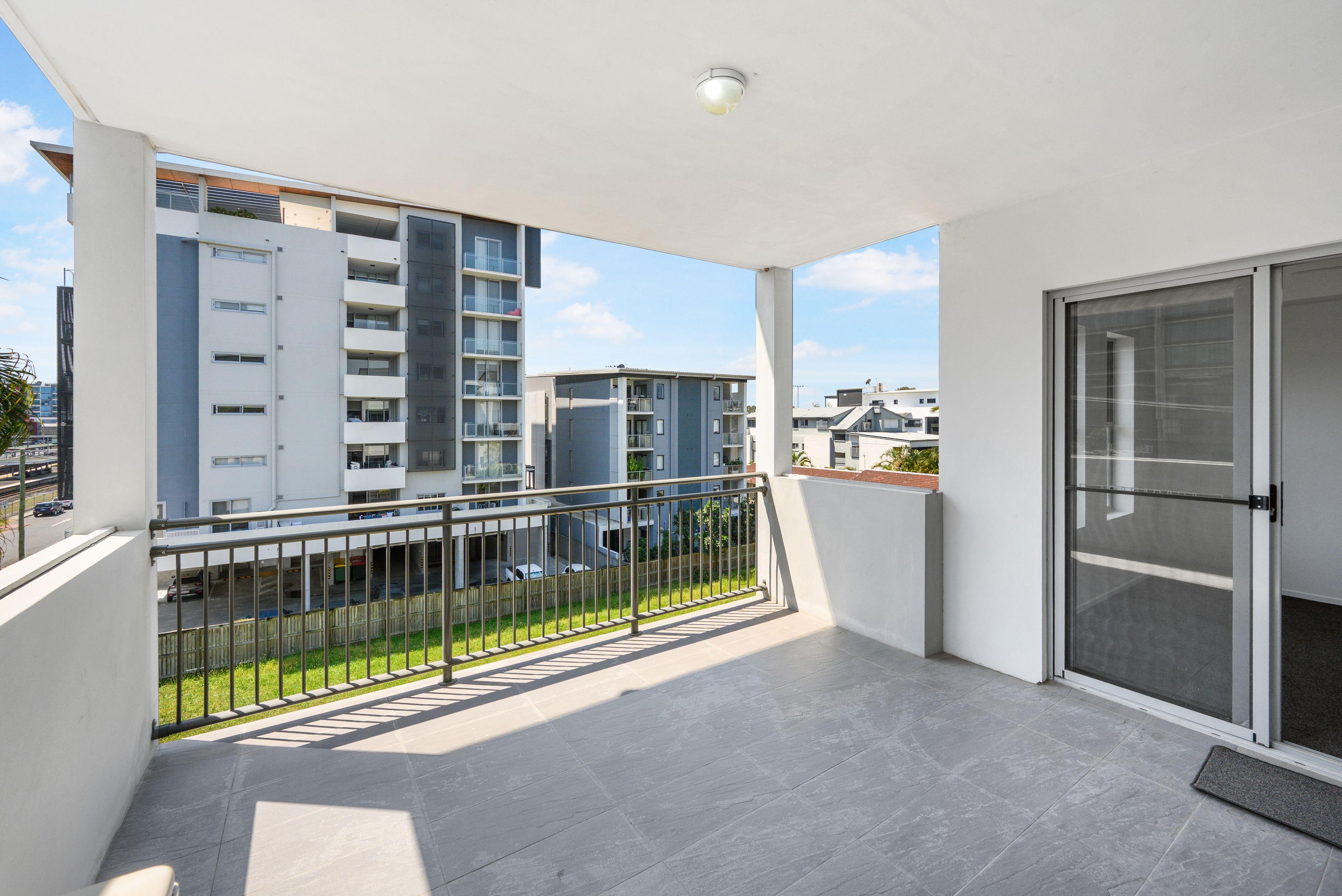 Freshly Updated Apartment with a Village Lifestyle