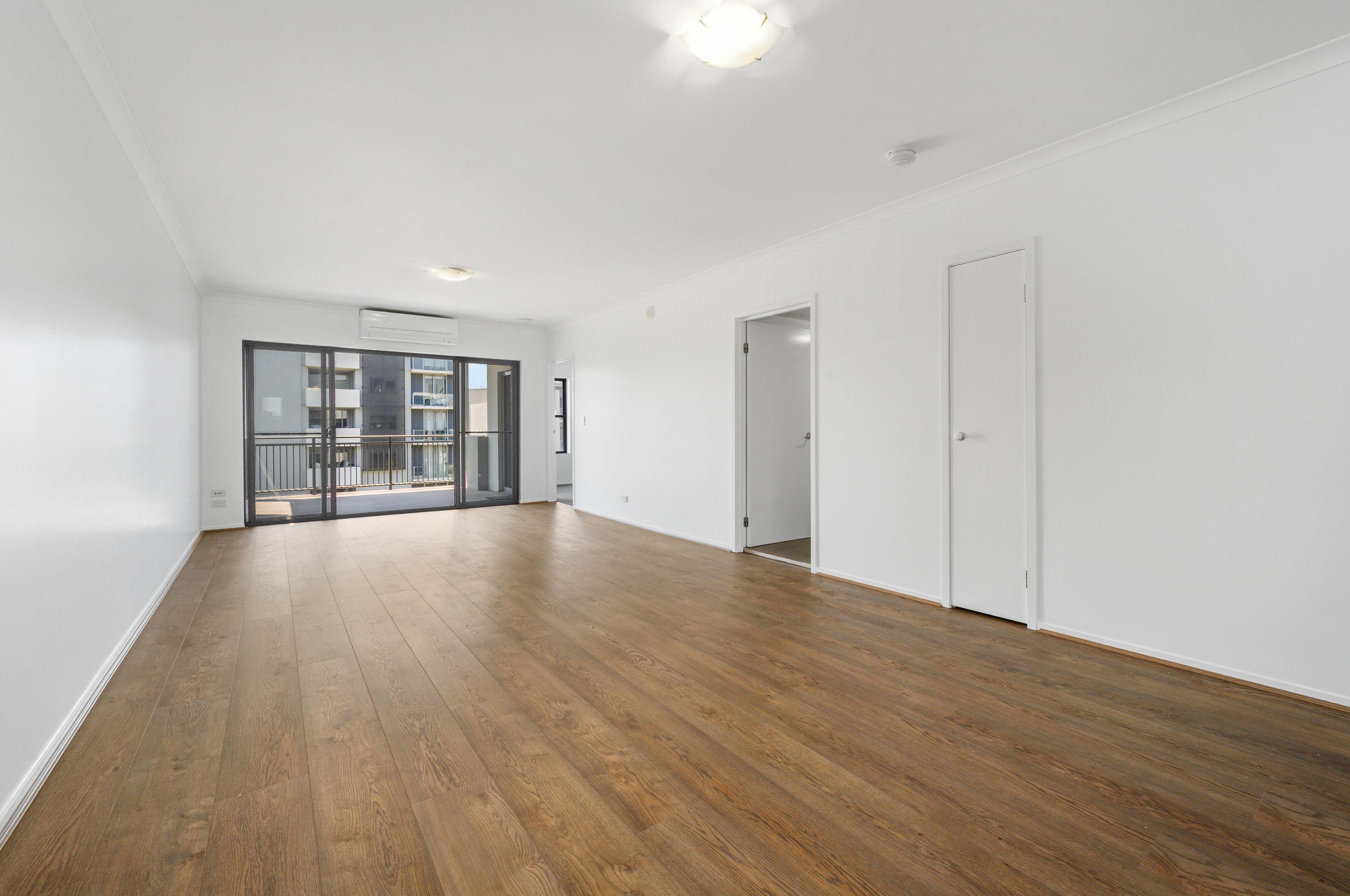 Freshly Updated Apartment with a Village Lifestyle