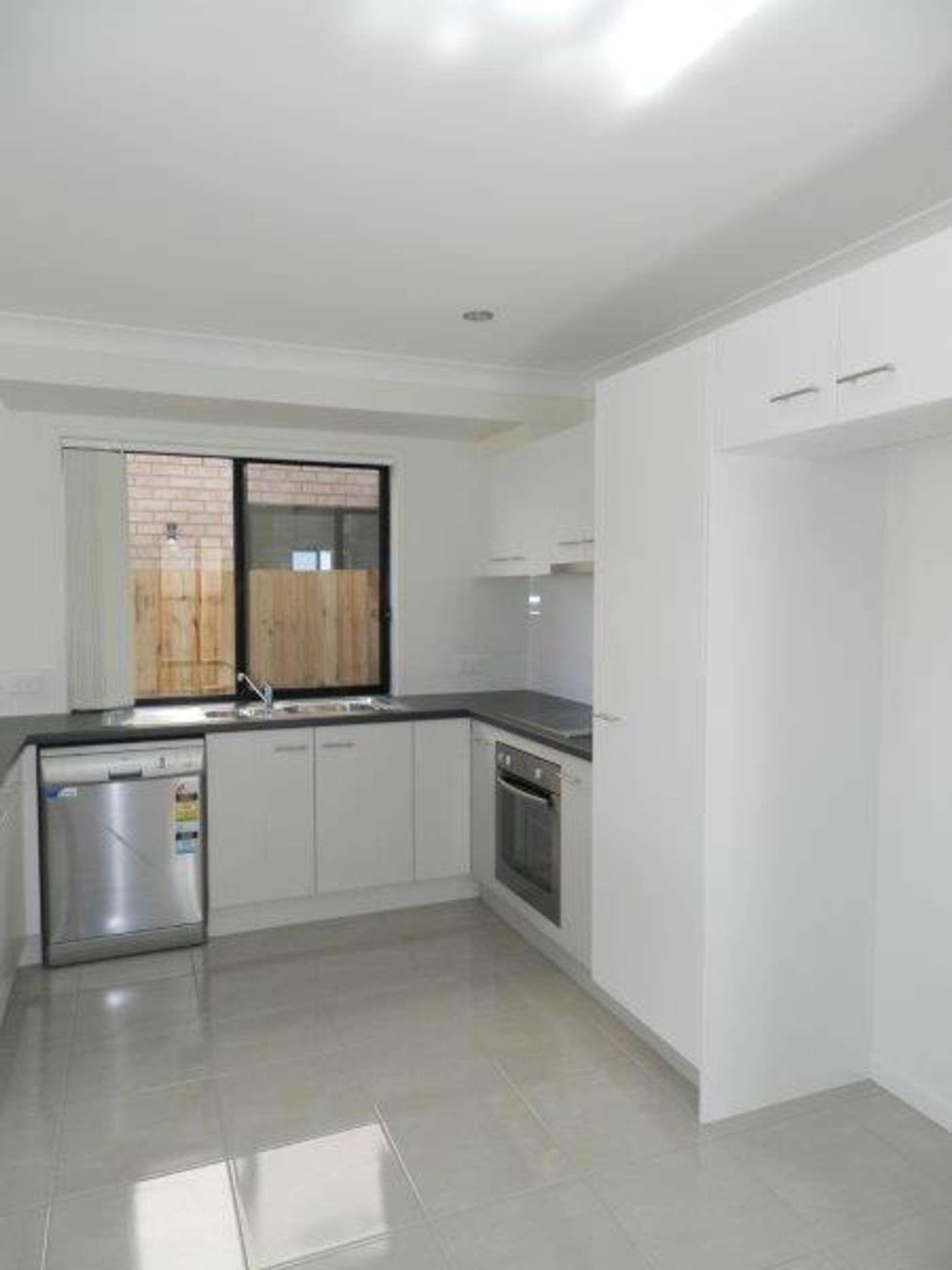 MODERN TWO STOREY HOUSE IN SOUGHT AFTER ESTATE