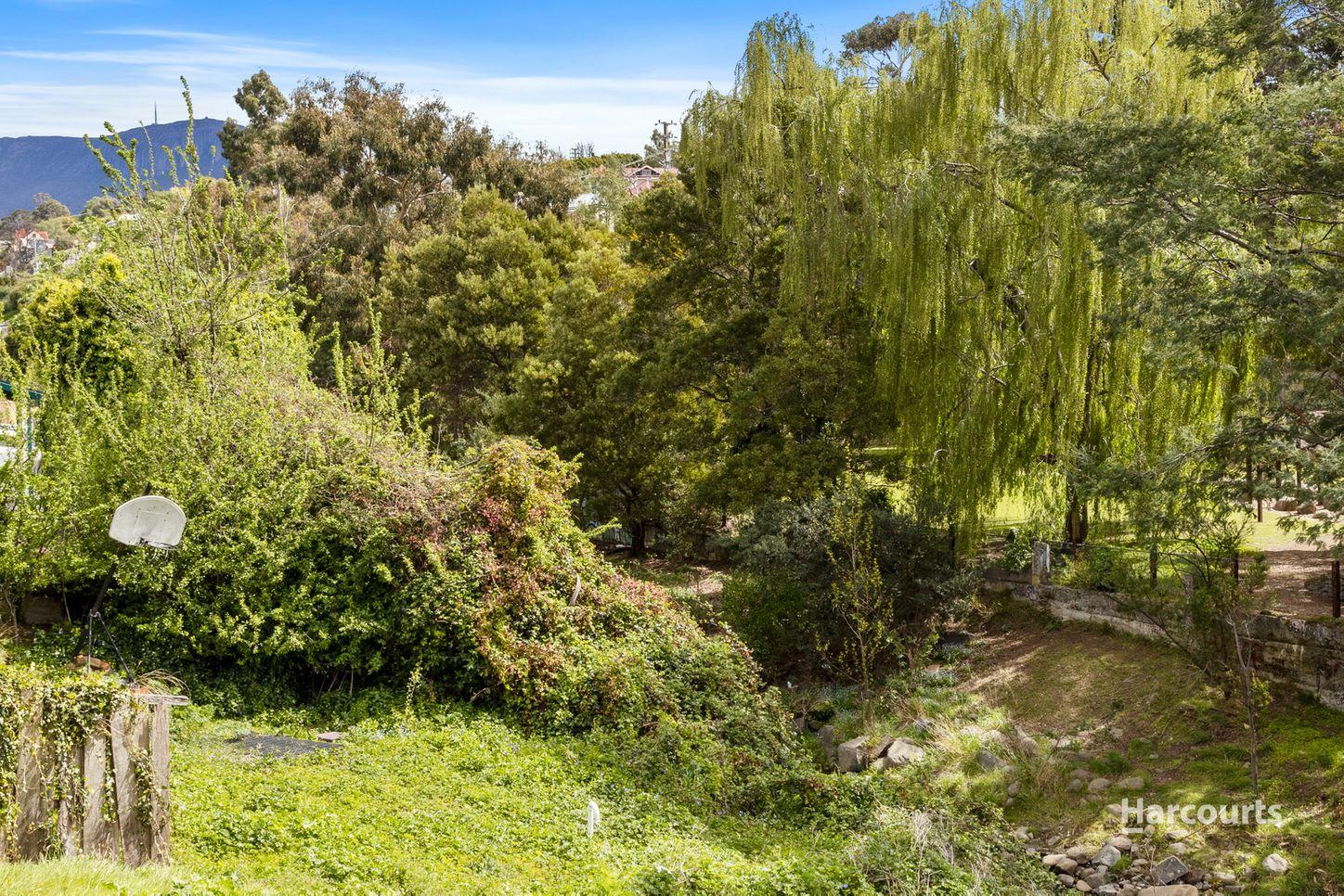 2/251 Macquarie Street, HOBART, TAS 7000 - House for Rent - harcourts.net