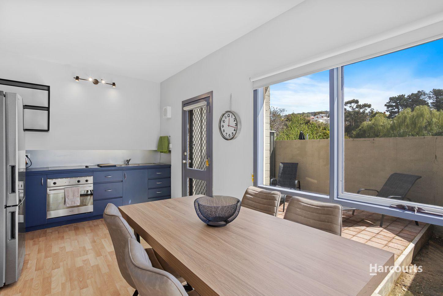 2/251 Macquarie Street, HOBART, TAS 7000 - House for Rent - harcourts.net