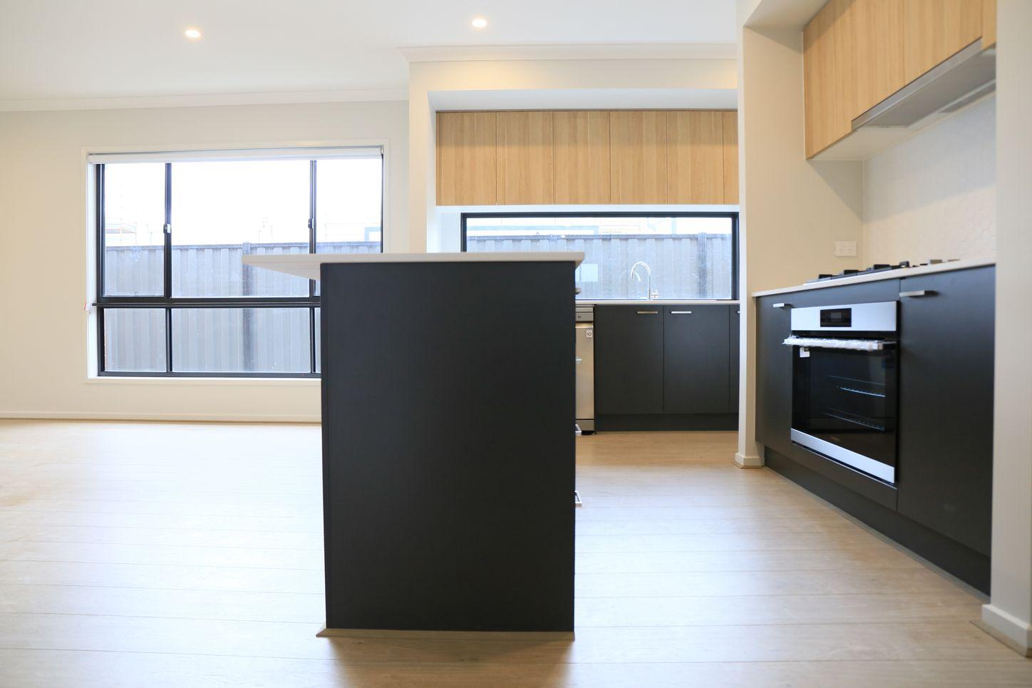 88 Lumin Street, KALKALLO, VIC 3064 - House for Rent - harcourts.net