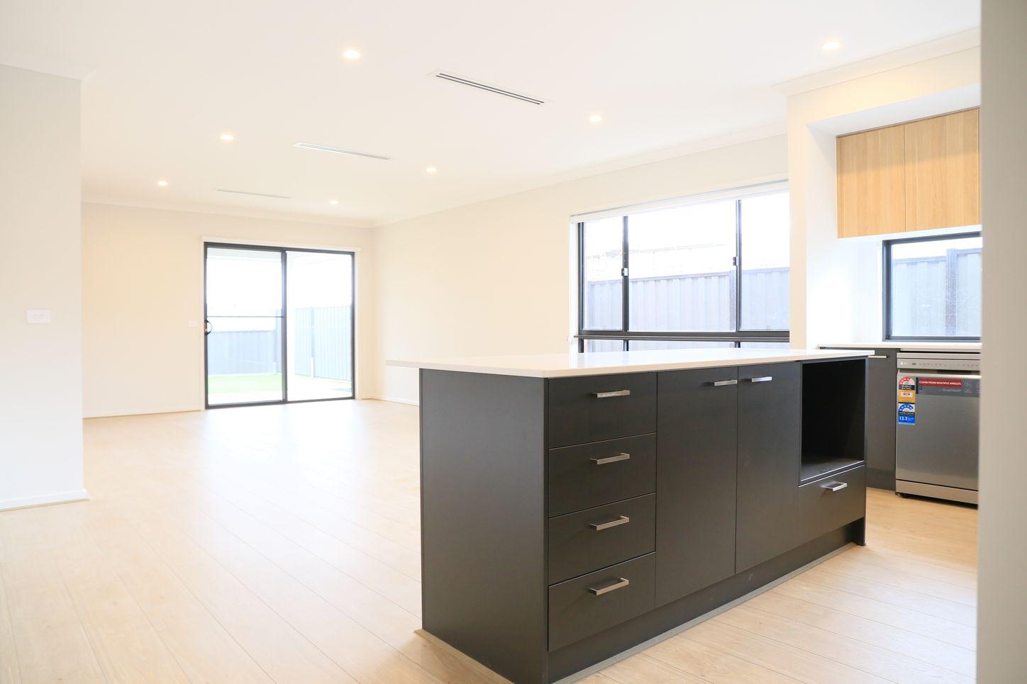 88 Lumin Street, KALKALLO, VIC 3064 - House for Rent - harcourts.net