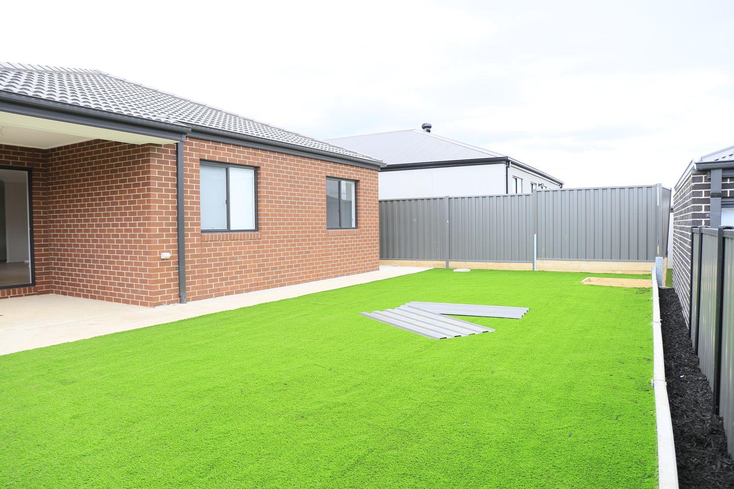 88 Lumin Street, KALKALLO, VIC 3064 - House for Rent - harcourts.net