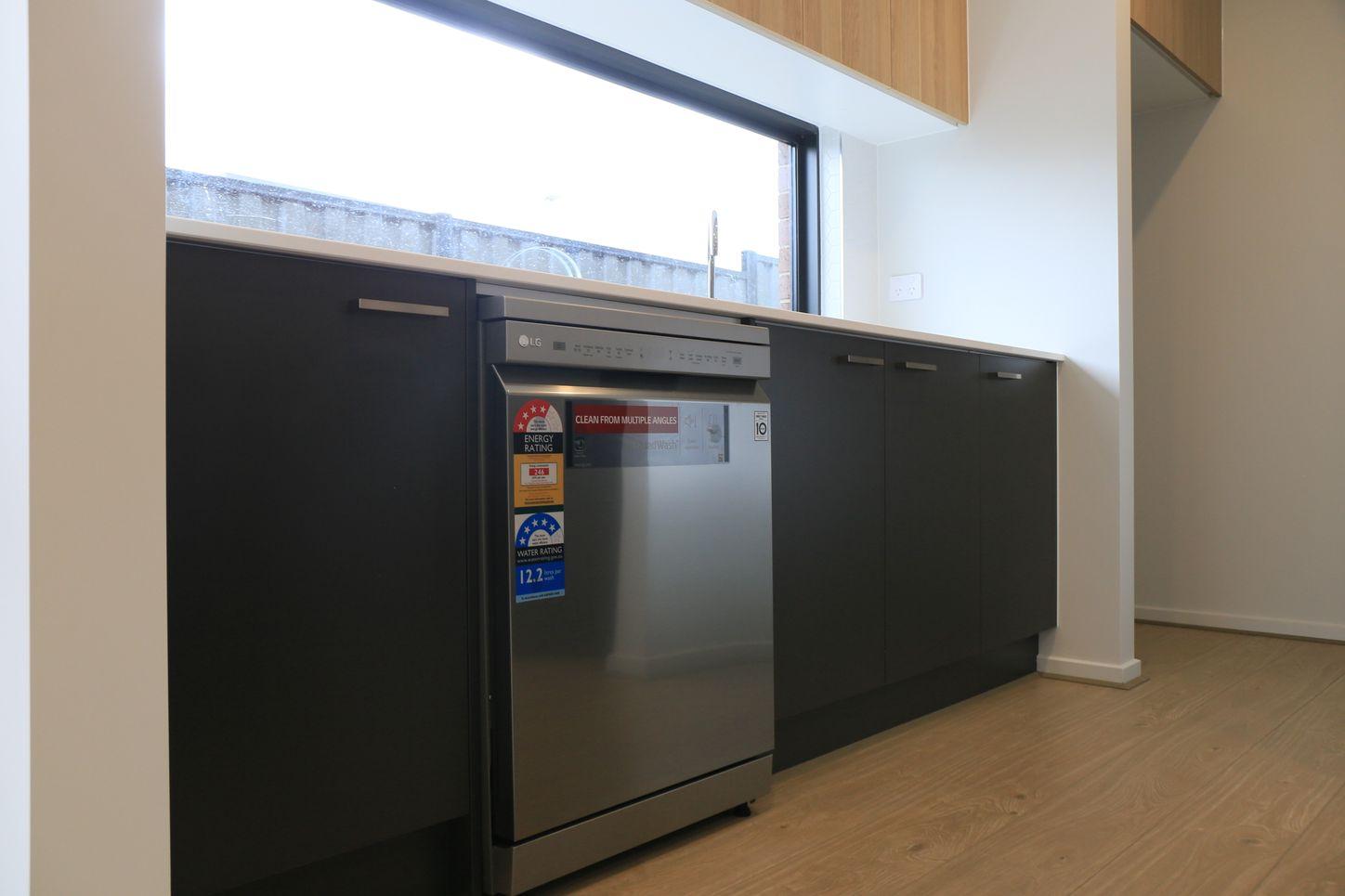 88 Lumin Street, KALKALLO, VIC 3064 - House for Rent - harcourts.net