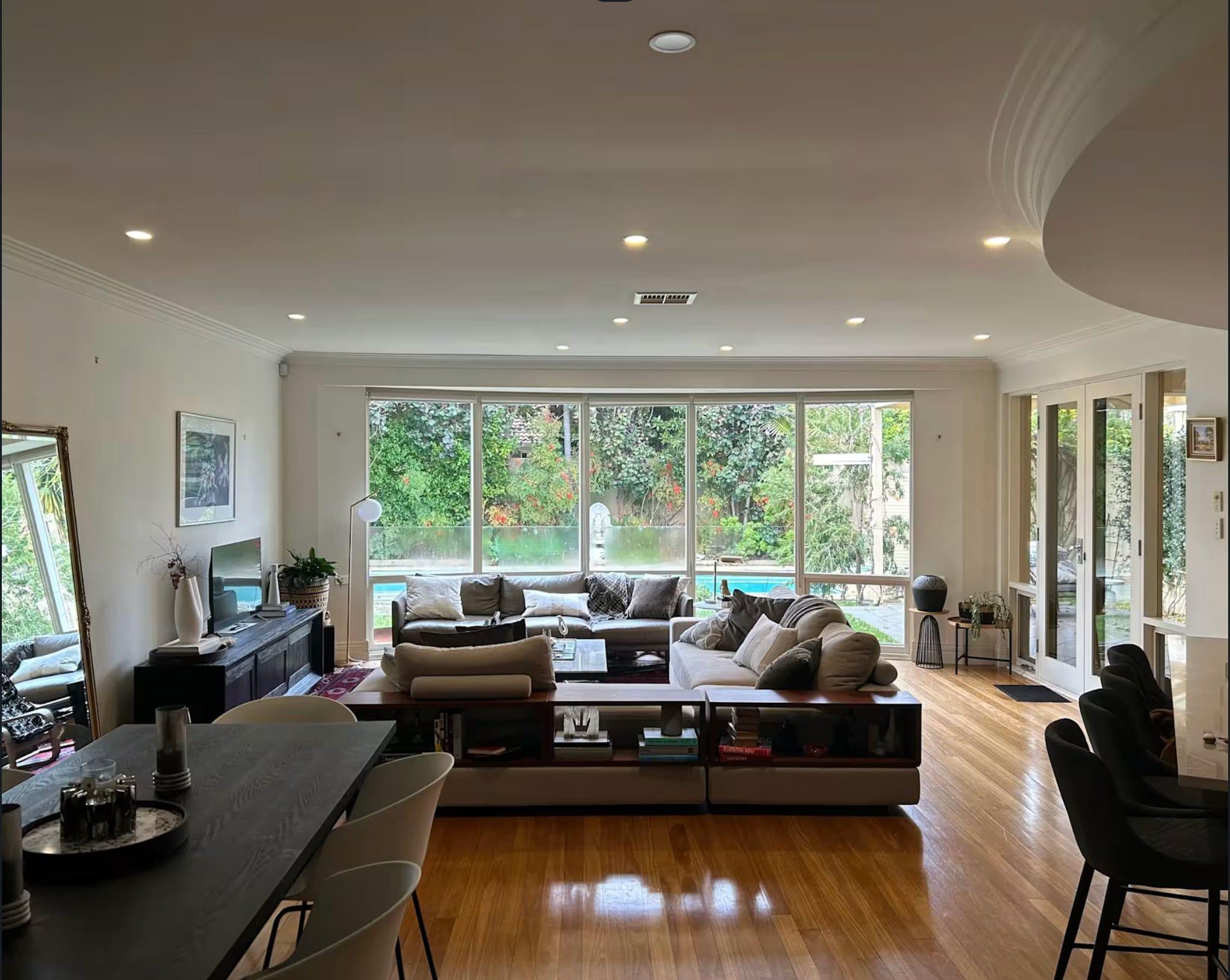 Well-appointed 4 bed/2 bath/3 living + pool,solar & pets neg