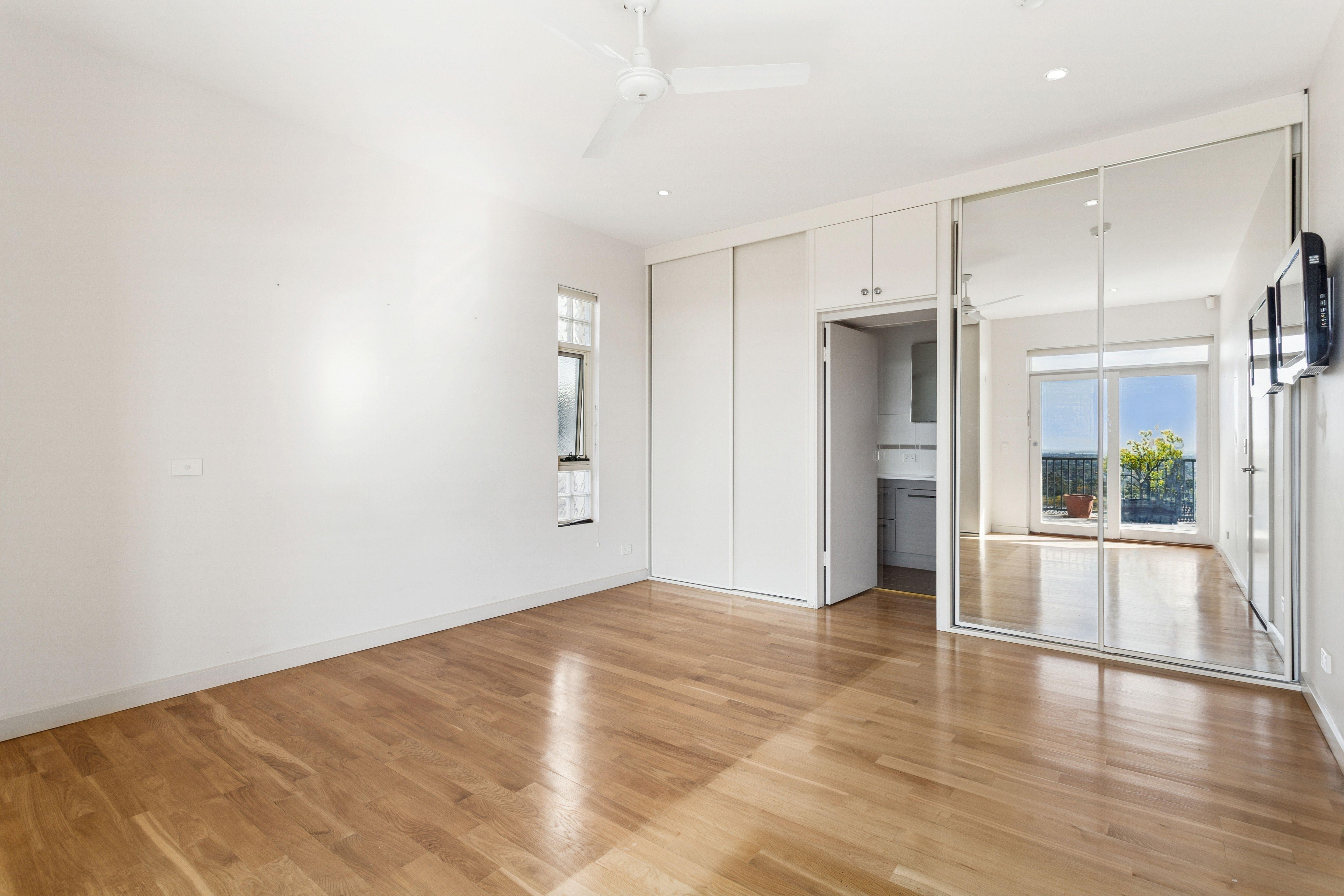 City-to-sea views with space for the whole family