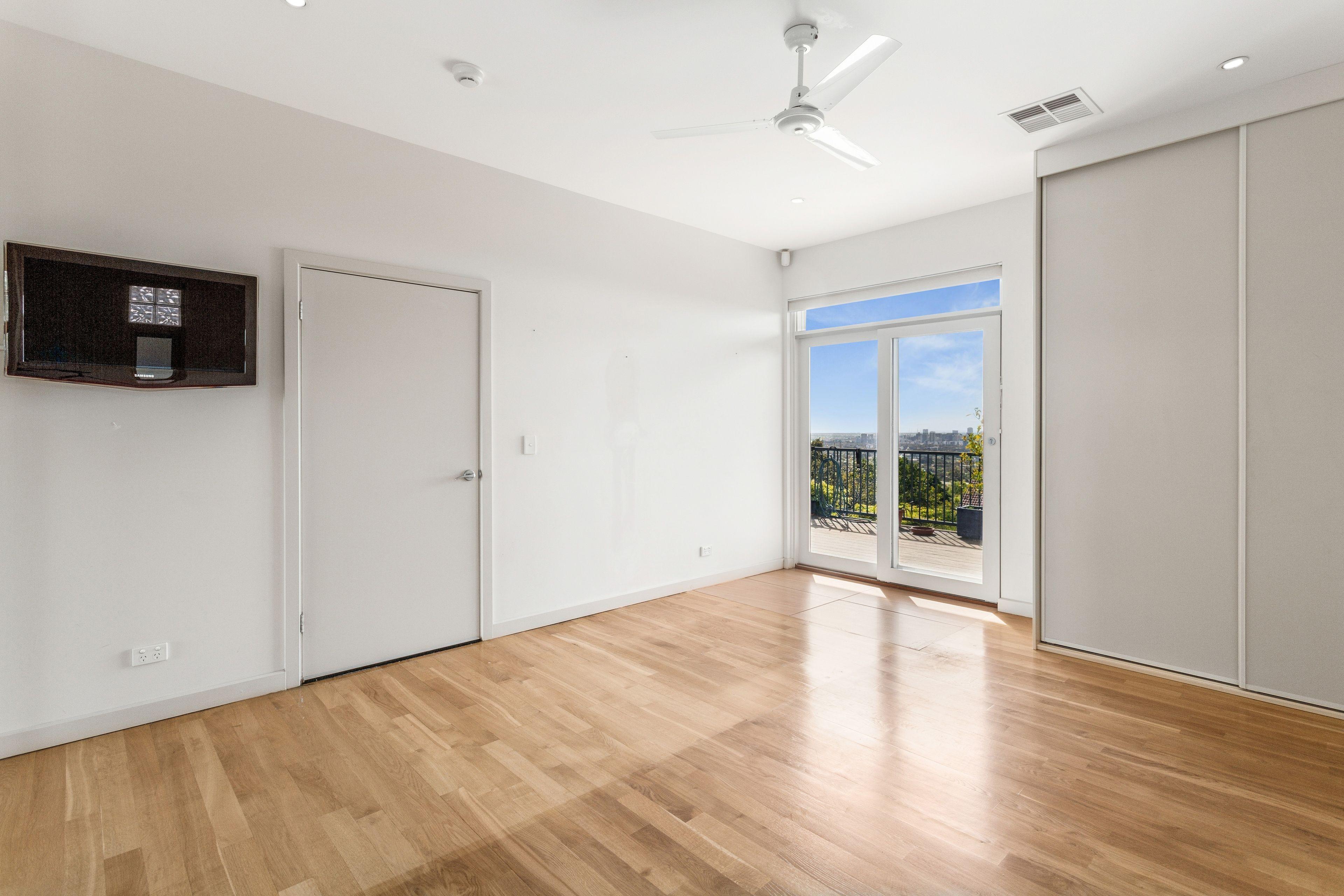 City-to-sea views with space for the whole family