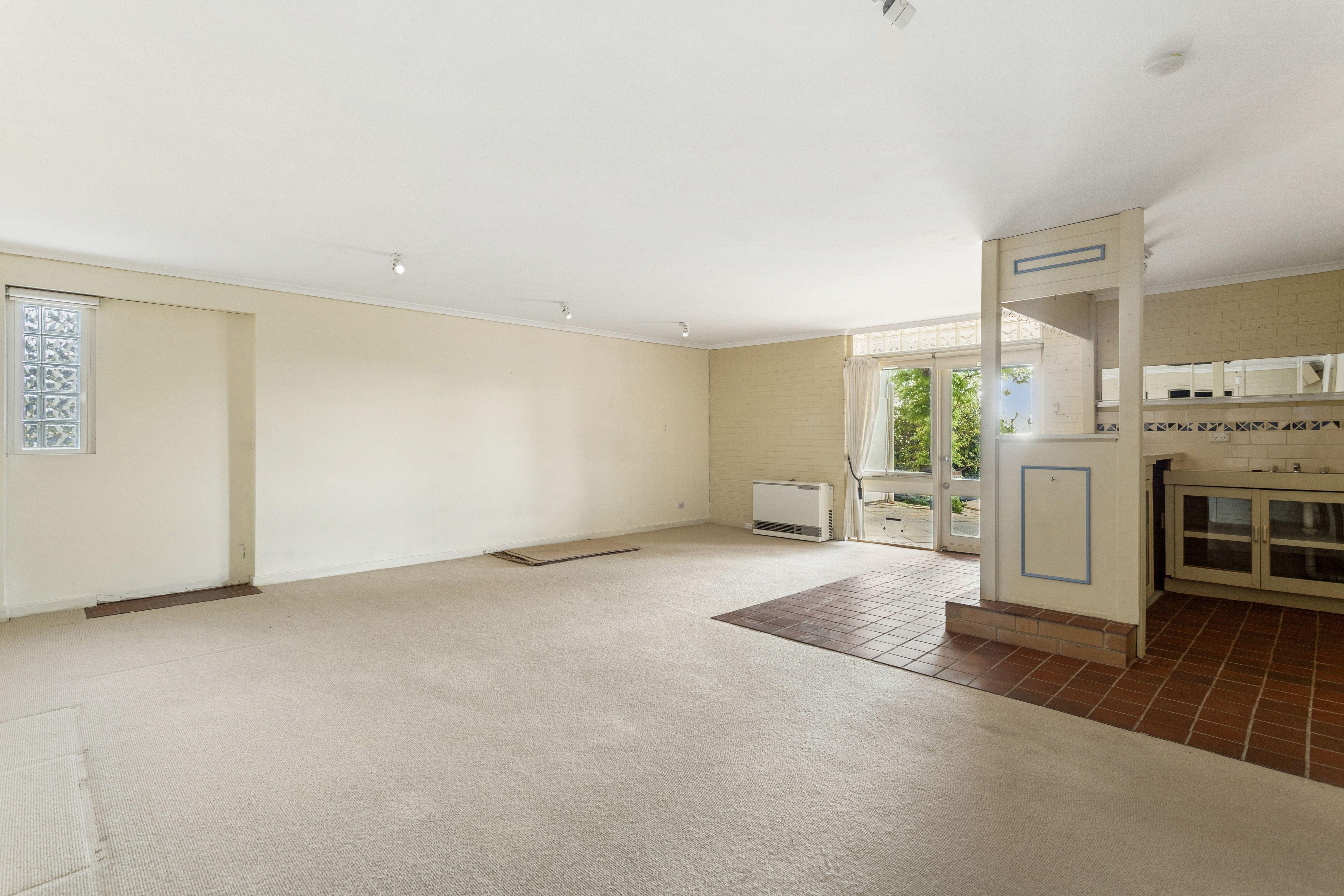 City-to-sea views with space for the whole family