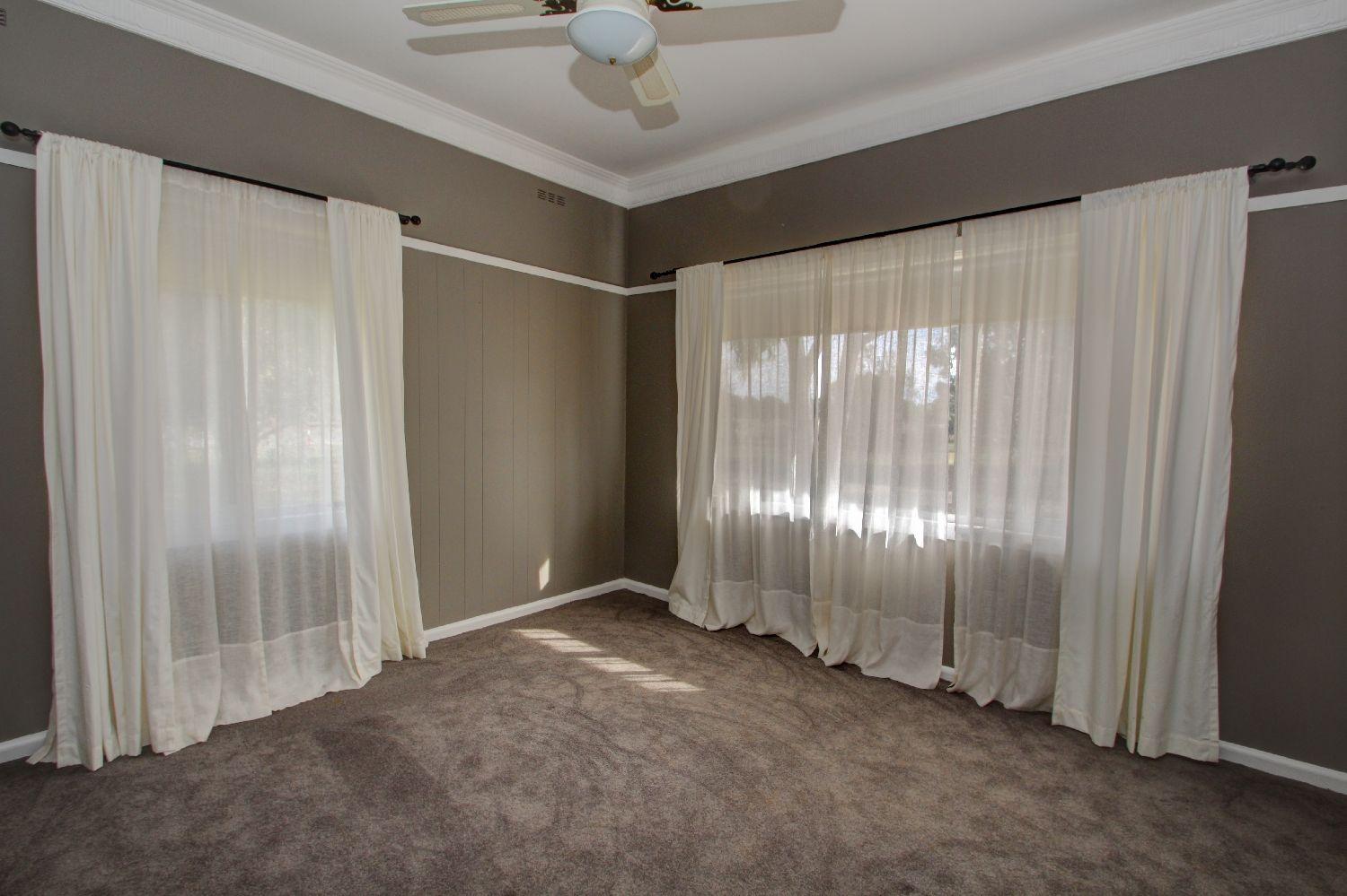 Charming 3 Bedroom on 2.5 Acres