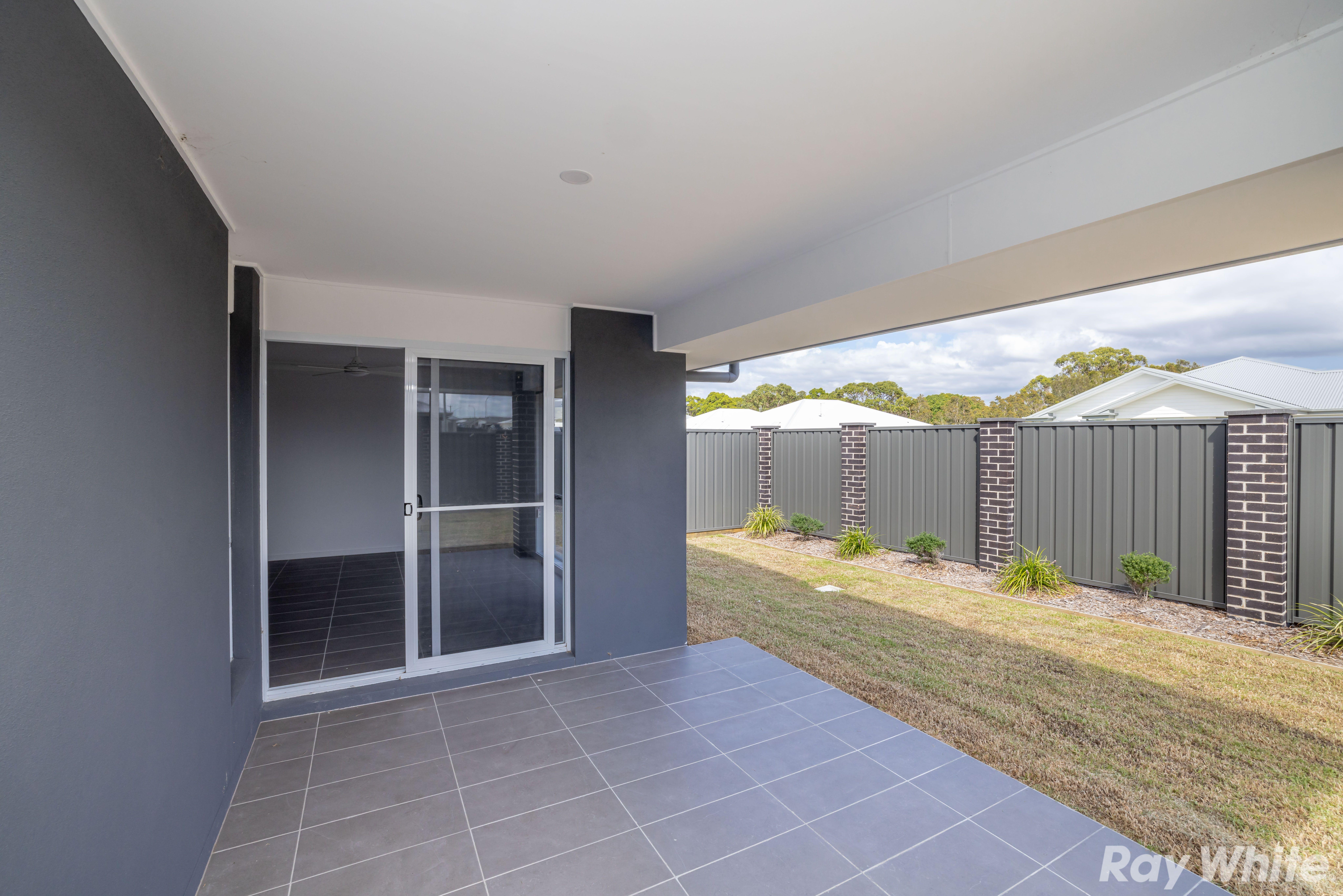 Stylish 3-Bedroom Duplex in Sought-After Location!