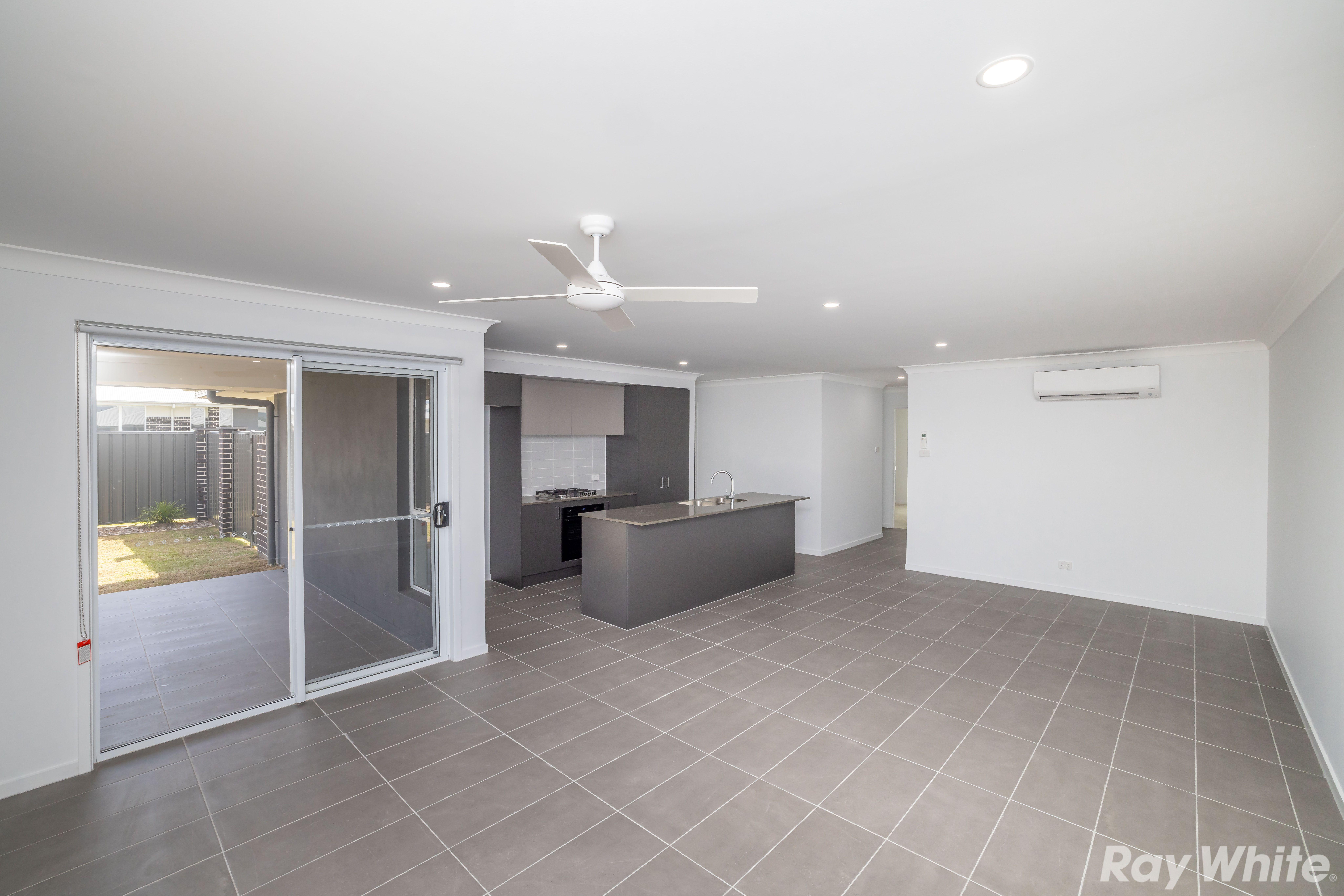 Stylish 3-Bedroom Duplex in Sought-After Location!