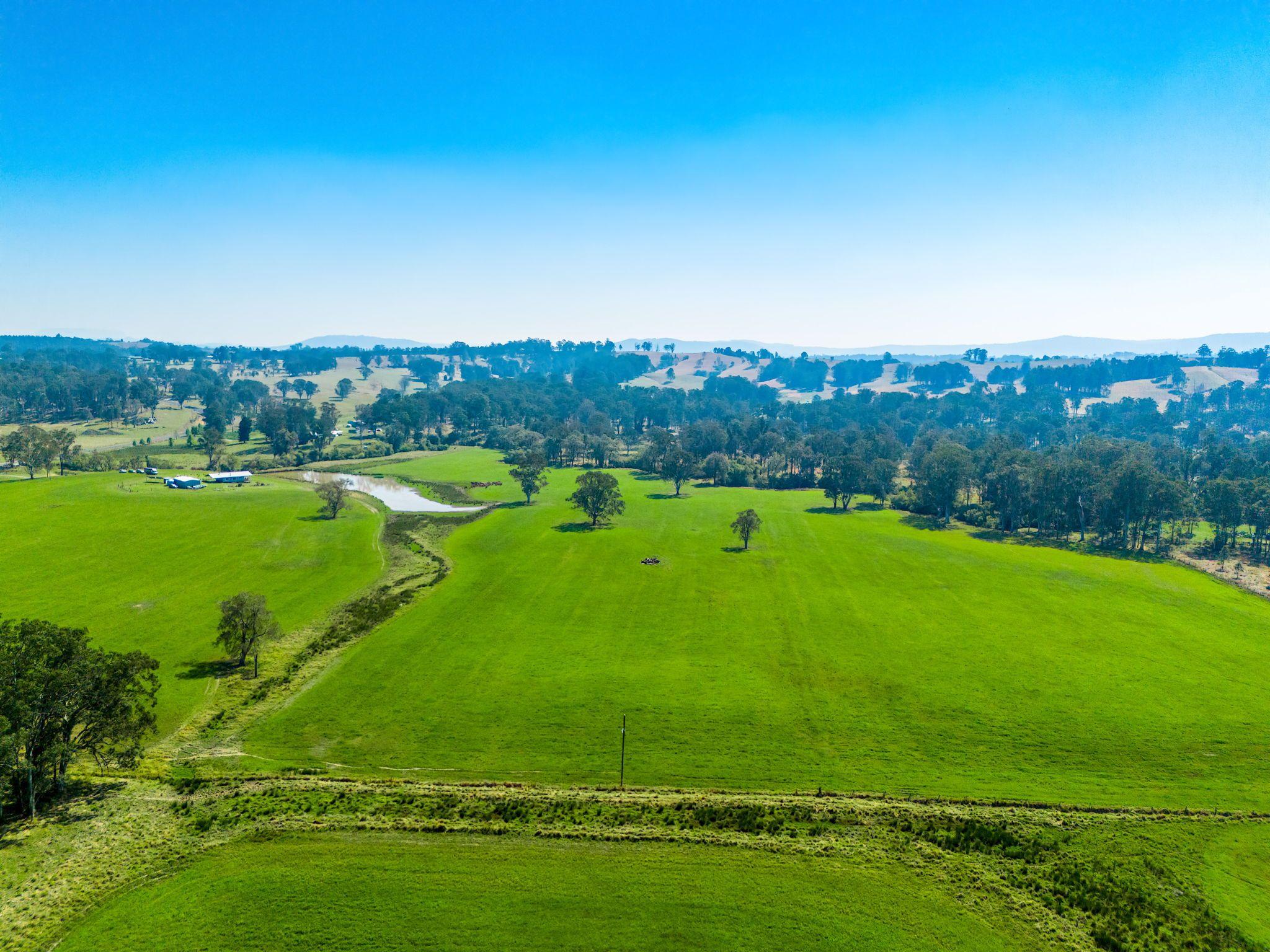 Modern Country Living on 55 Hectares - Space, Style & Serenity